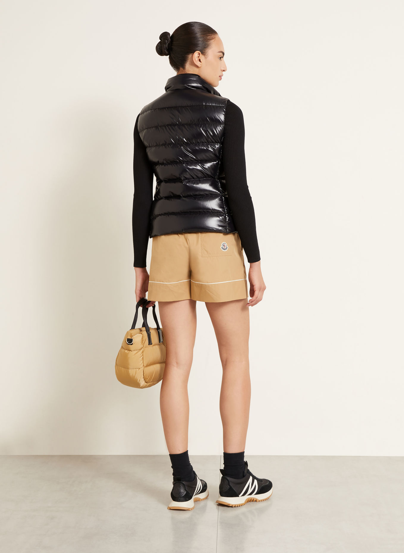MONCLER Kamizelka puchowa GHANY: CZARNY