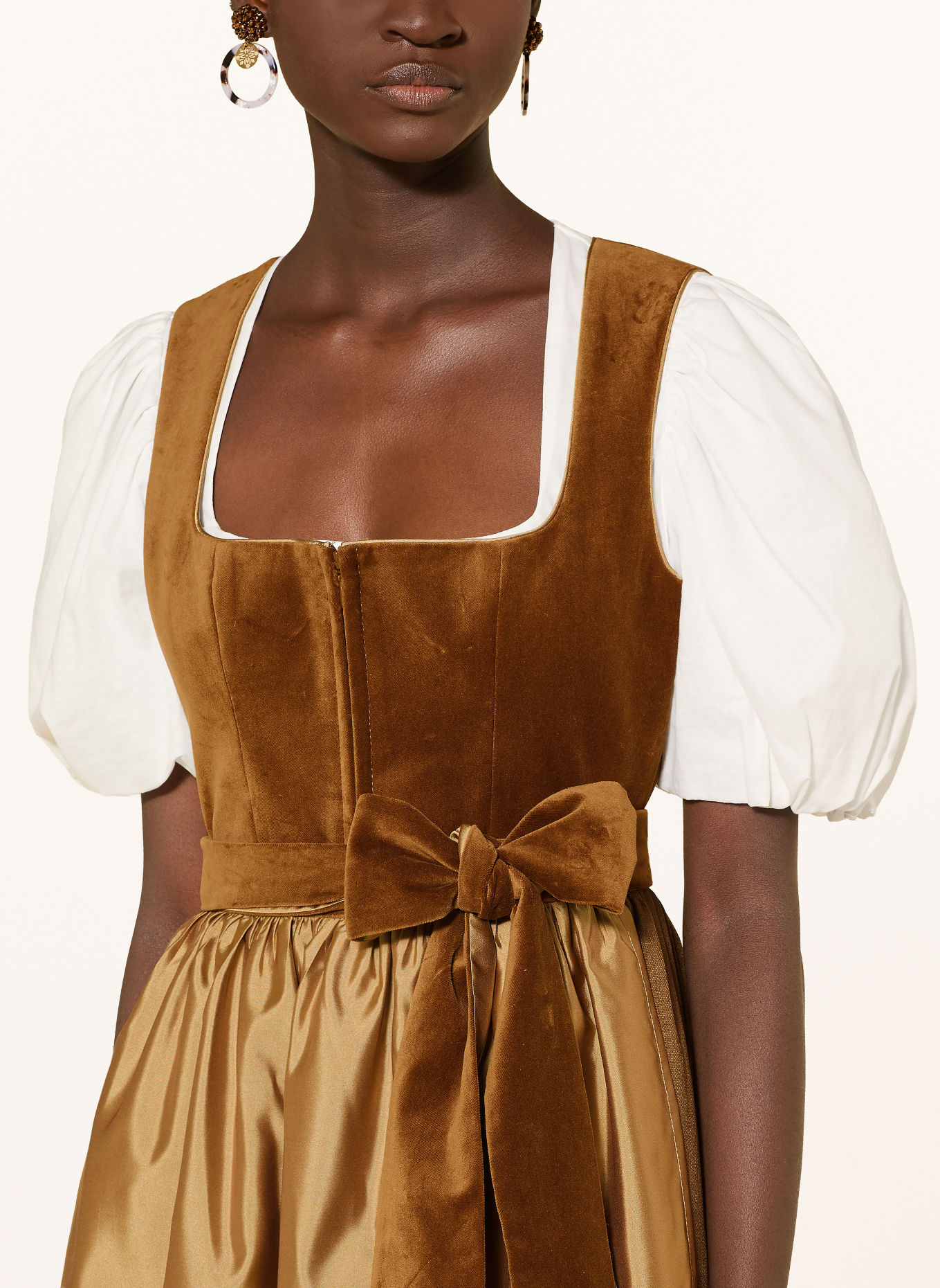 LIMBERRY Dirndl MANON: BRUIN / GOUD / LICHTBRUIN