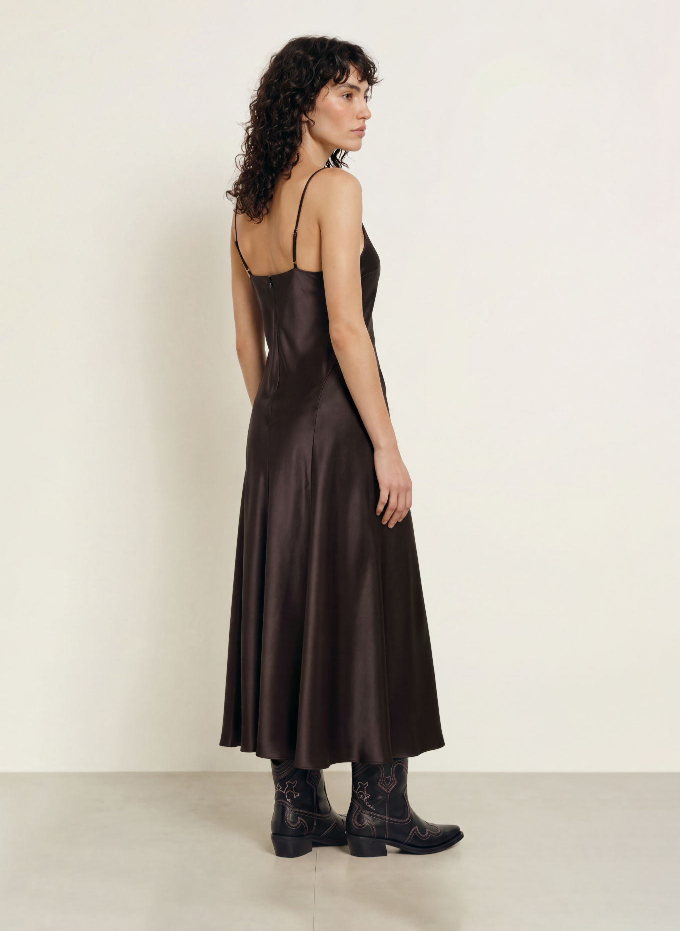 MRS & HUGS Satin dress: DARK BROWN