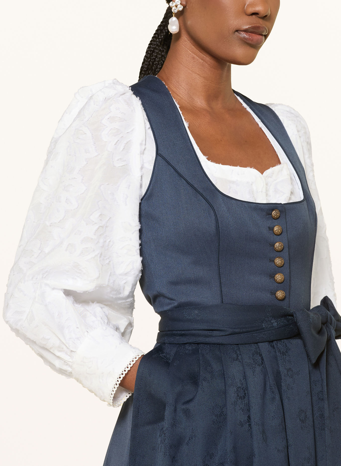 Heimatglück Tracht Dirndlbluse MARIELENA: WEISS