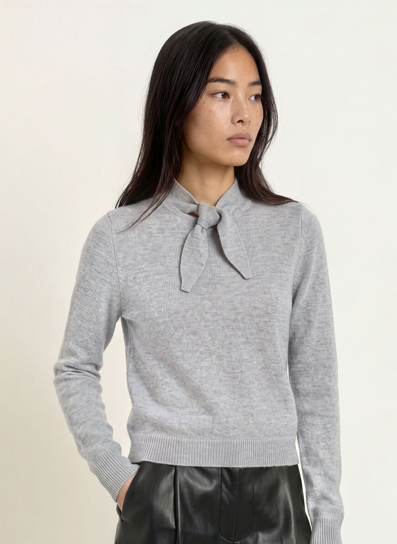 Rich & Royal Pullover mit Cashmere und Schluppe: HELLGRAU