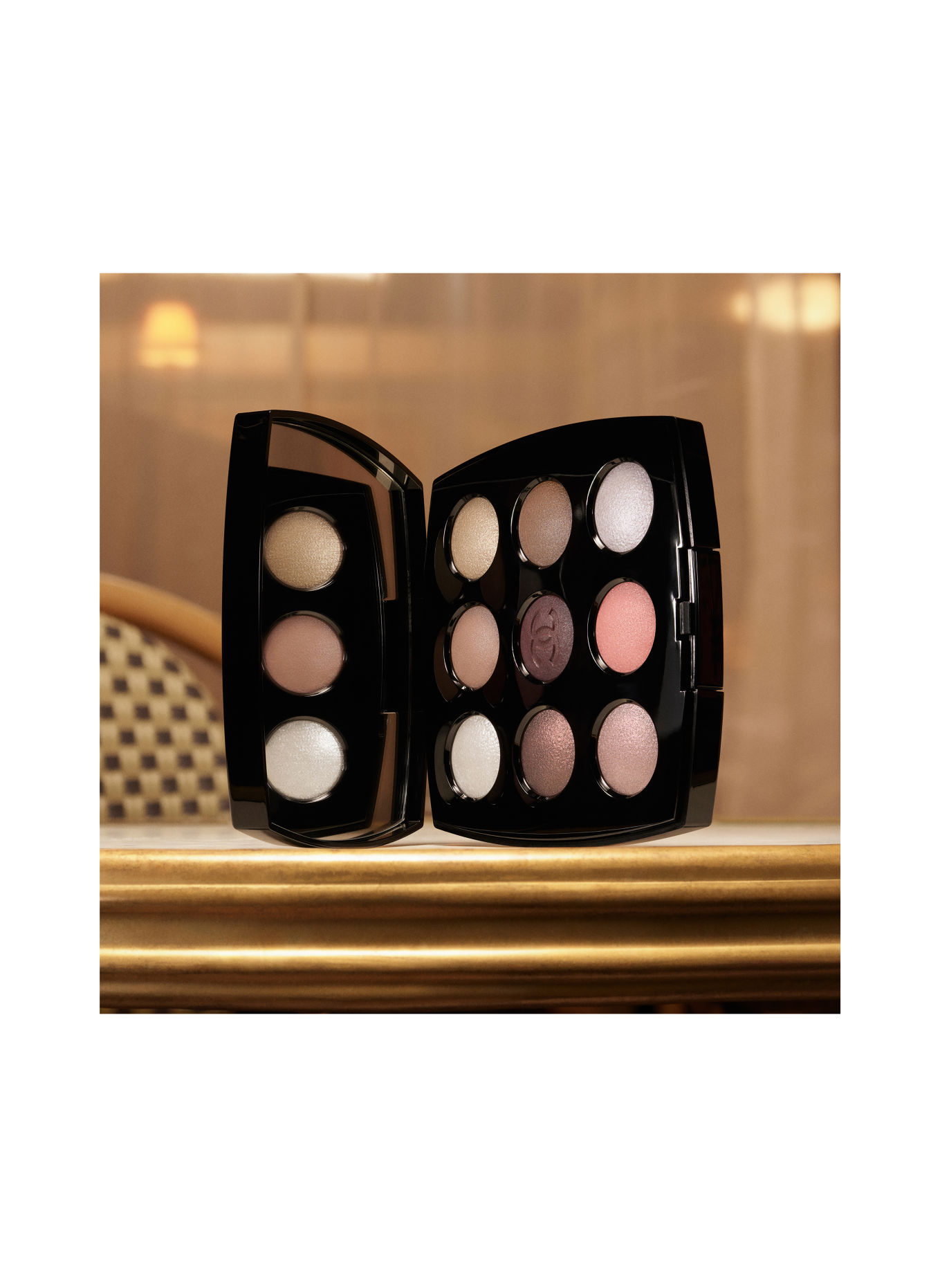 CHANEL LES 9 OMBRES: 587 THE NEW SMOKY