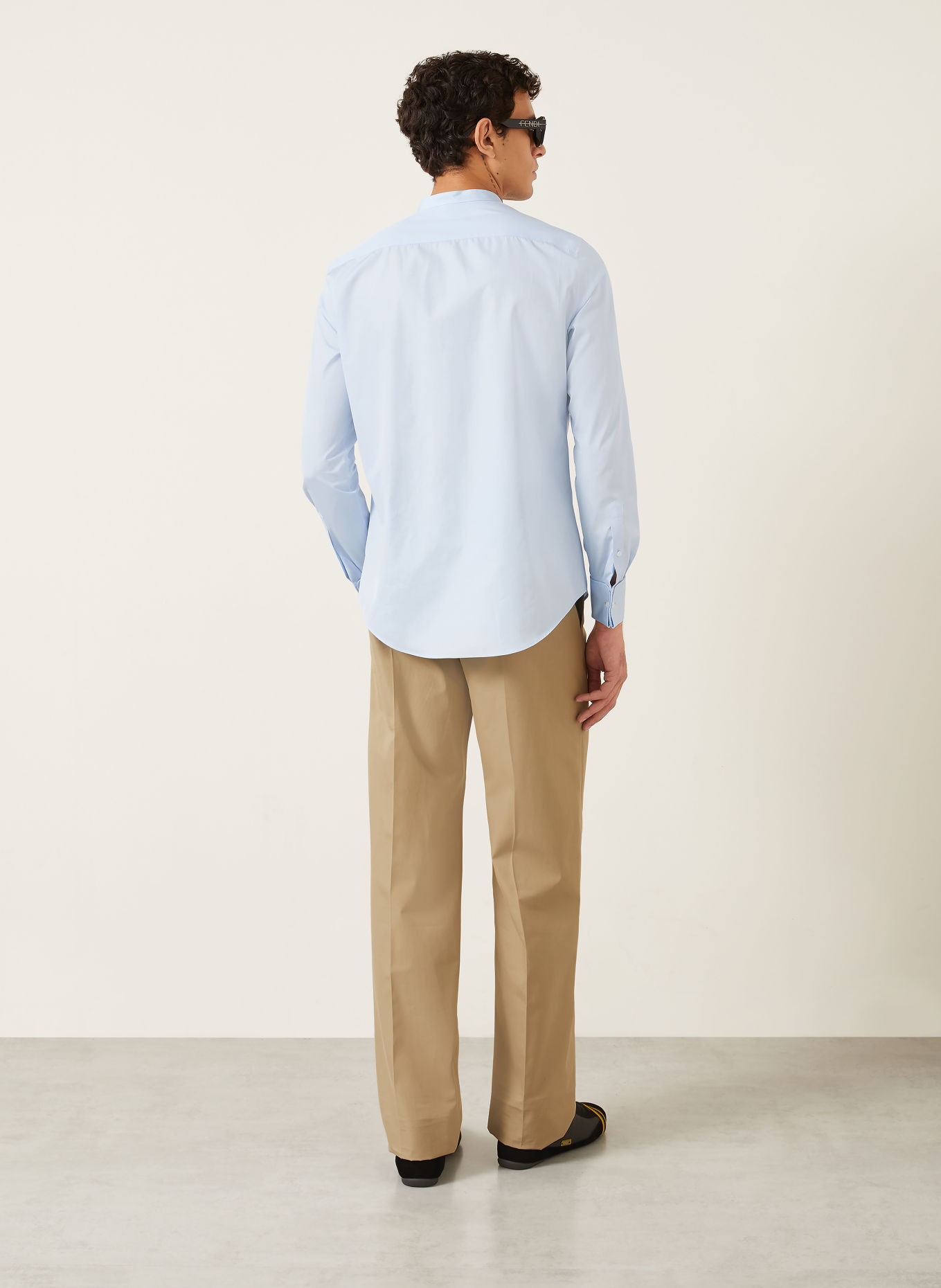 FENDI Hemd Slim Fit mit Stehkragen und Umschlagmanschette: HELLBLAU