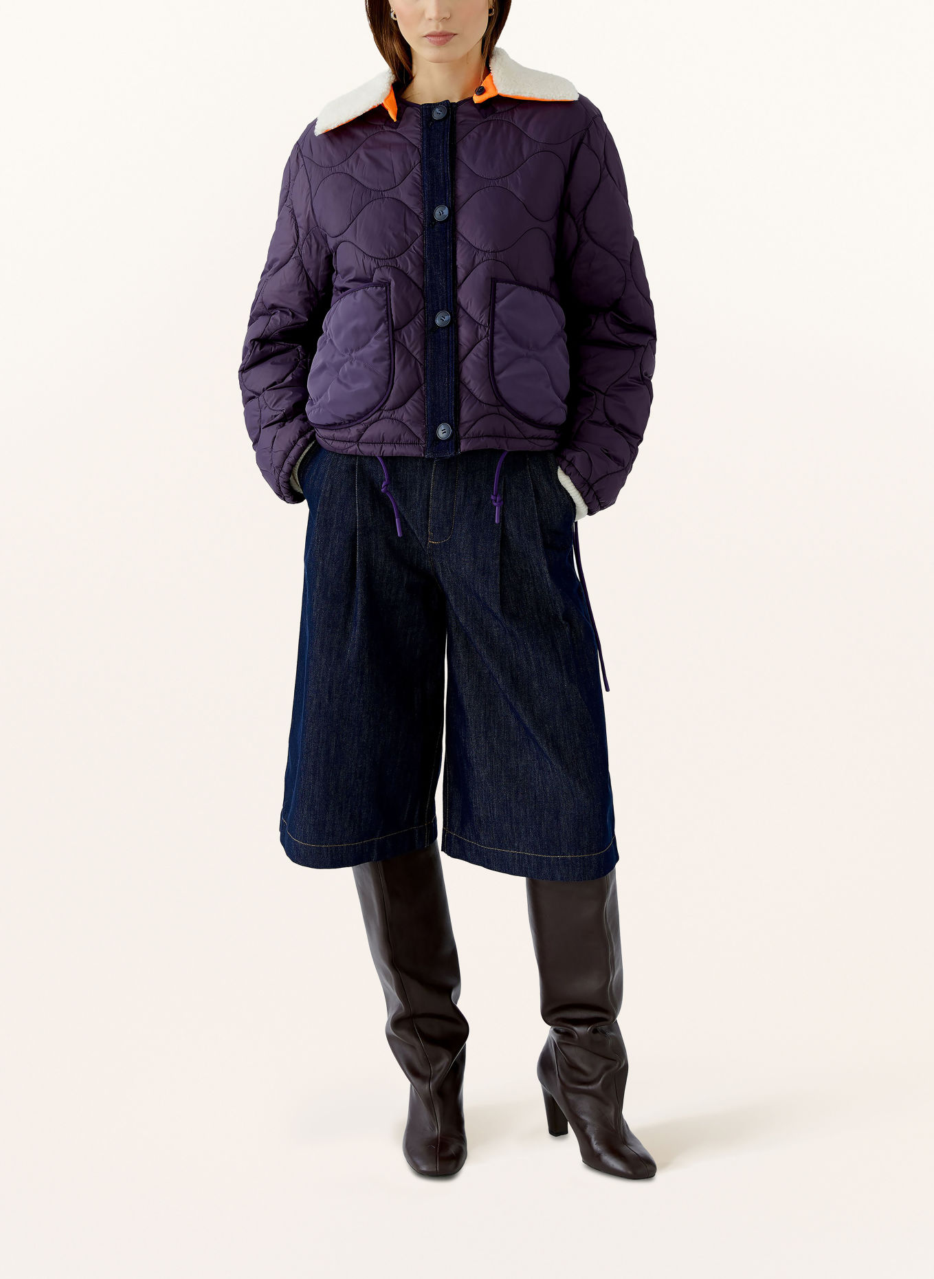 oui Steppjacke zum Wenden mit abnehmbarem Kunstfell: DUNKELBLAU / CREME / NEONORANGE