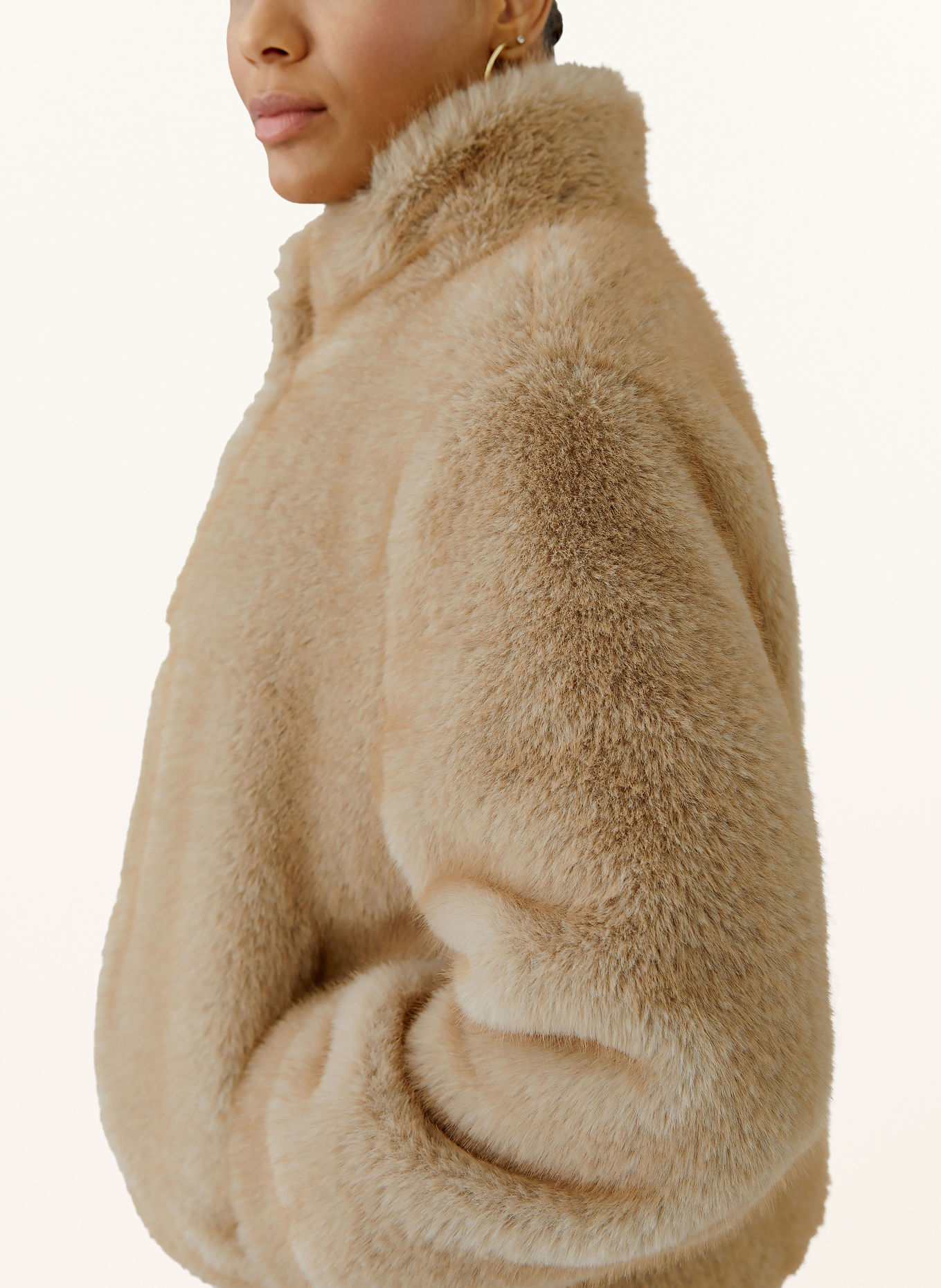 oui Jas van imitatiebont: BEIGE