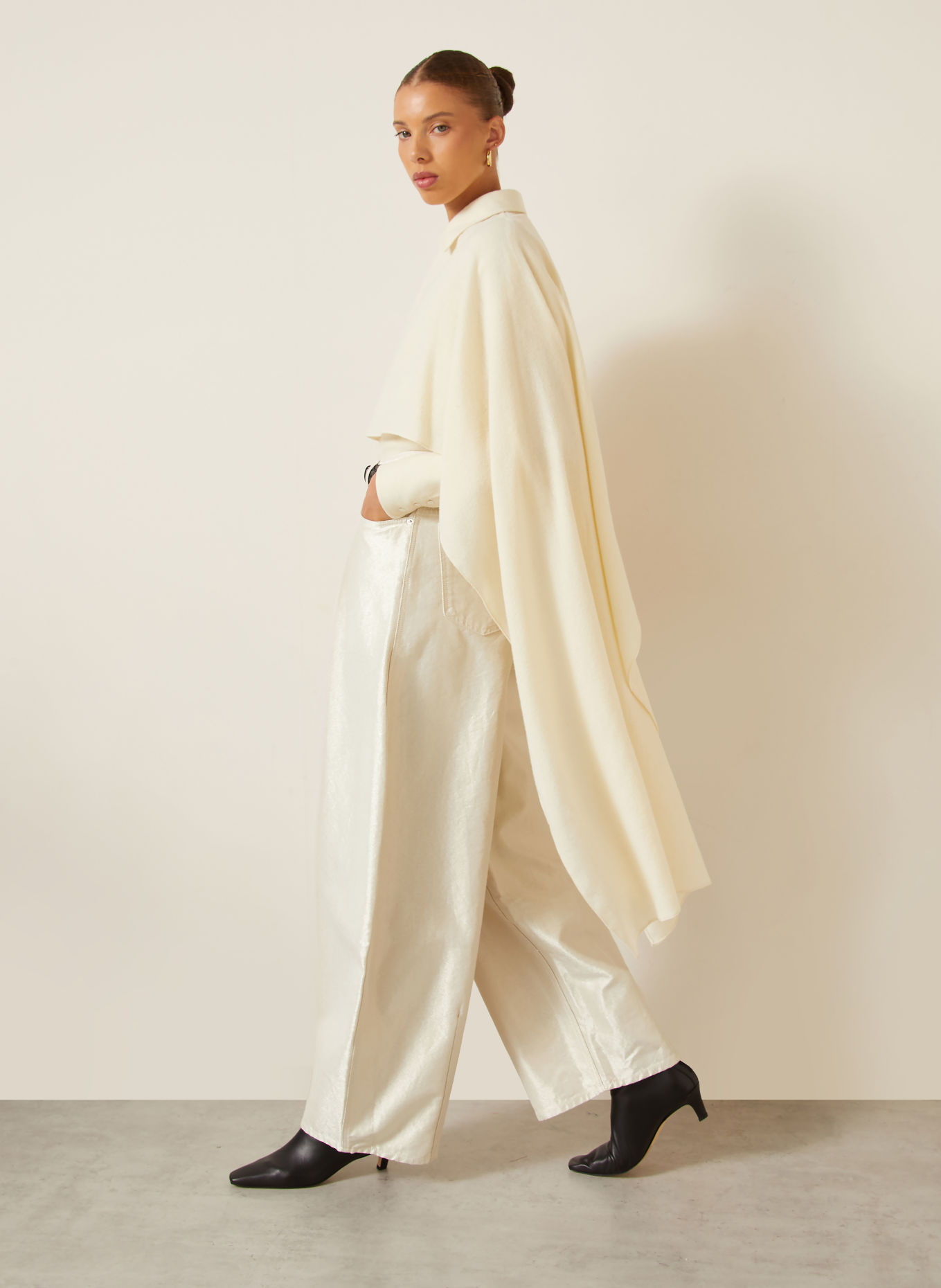 JACQUEMUS Trousers LE DE-NIMES: GOLD