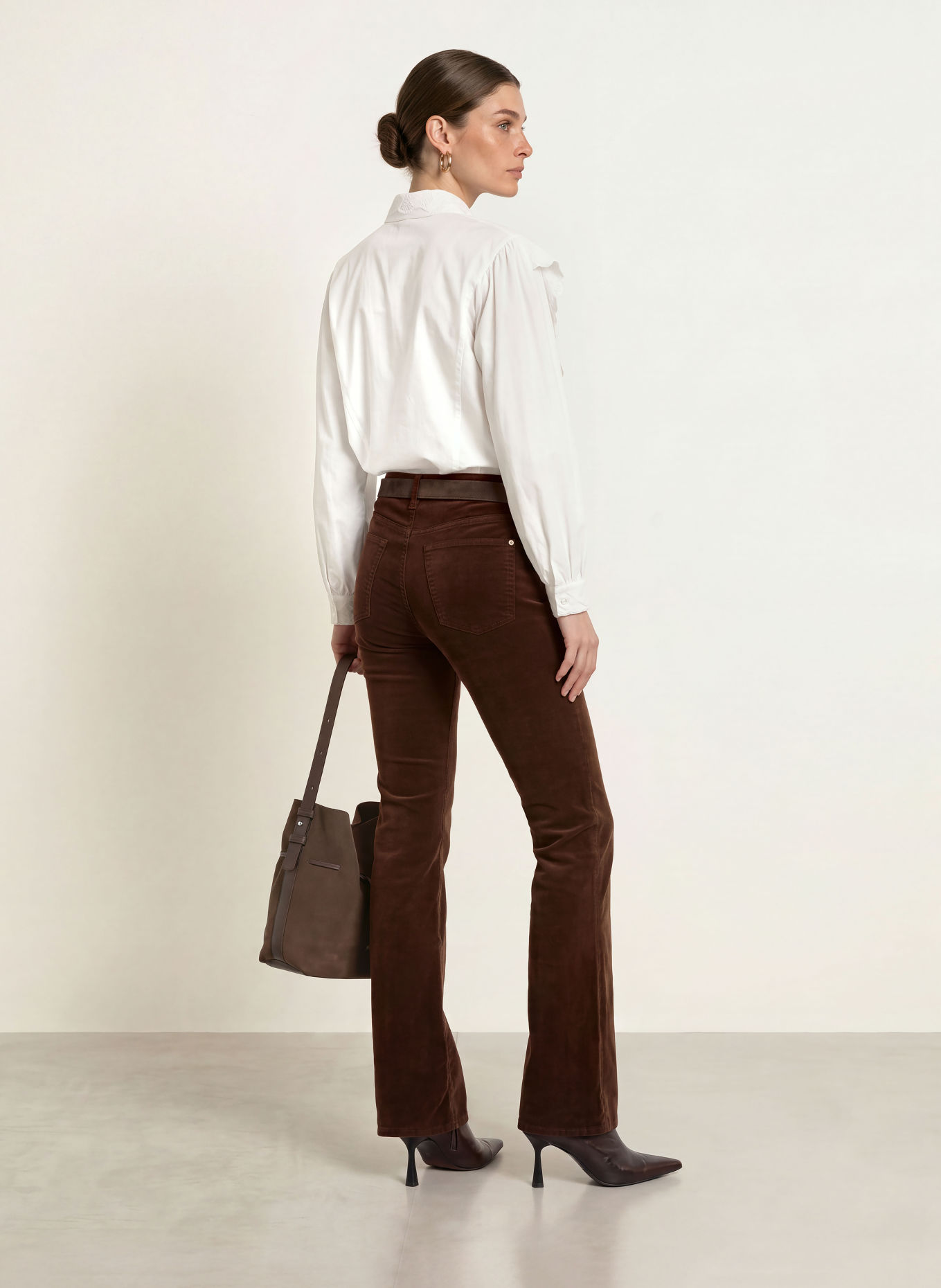 FRAME Pantalon bootcut THE CORDUROY REBOOT en velours côtelé: ESPR ESPRESSO