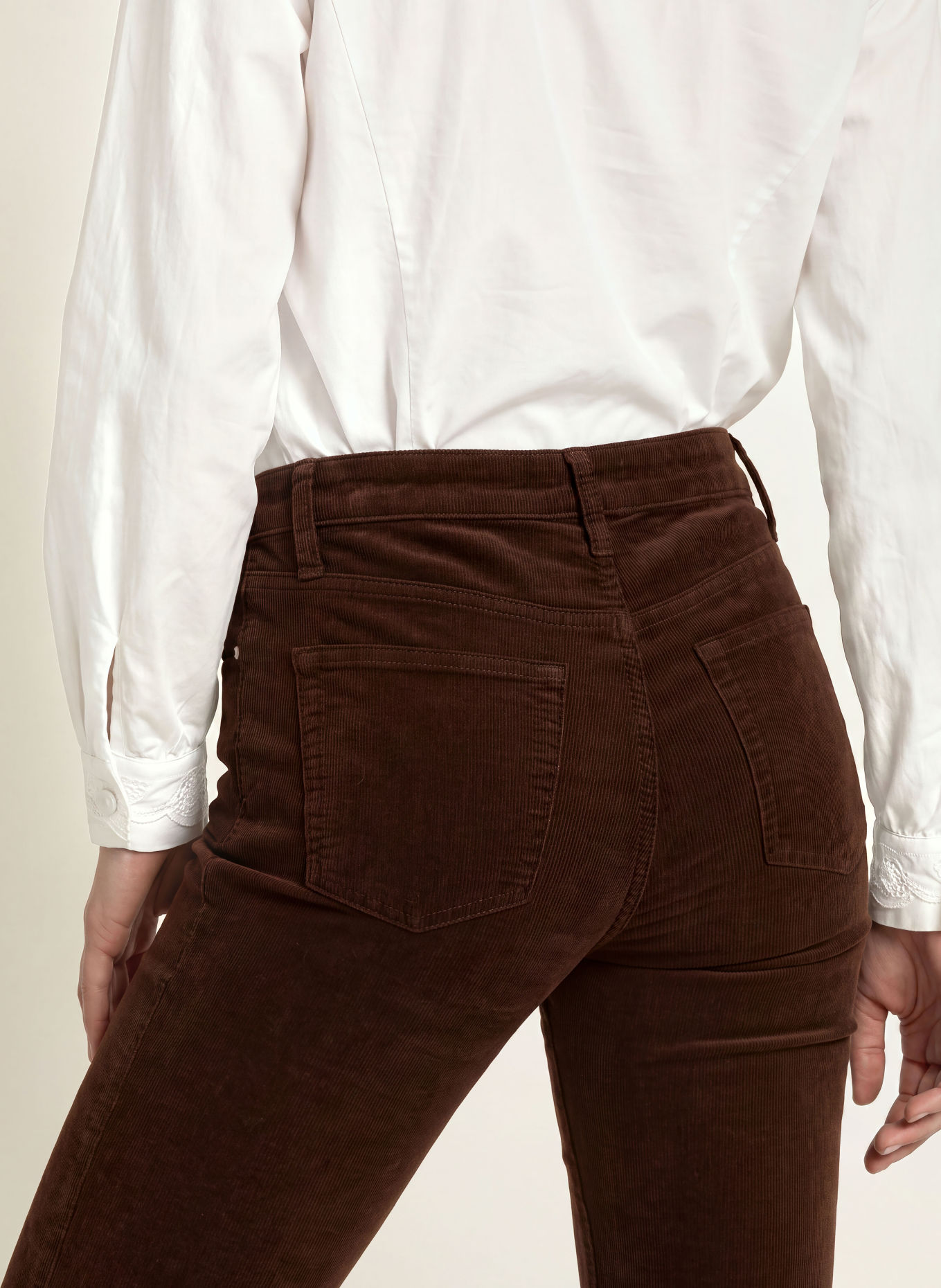 FRAME Pantalon bootcut THE CORDUROY REBOOT en velours côtelé: ESPR ESPRESSO