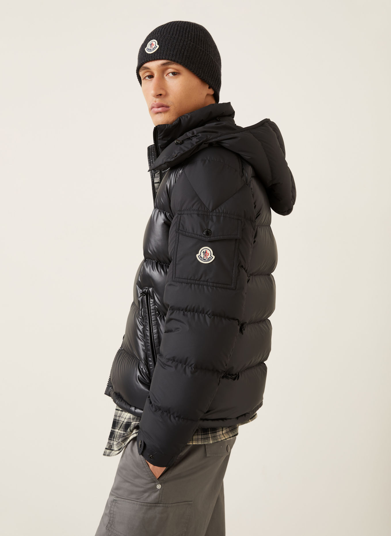MONCLER Daunenjacke MAYA mit abnehmbarer Kapuze: SCHWARZ