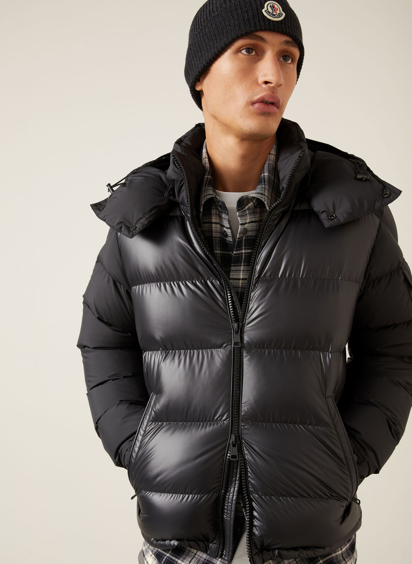MONCLER Daunenjacke MAYA mit abnehmbarer Kapuze: SCHWARZ