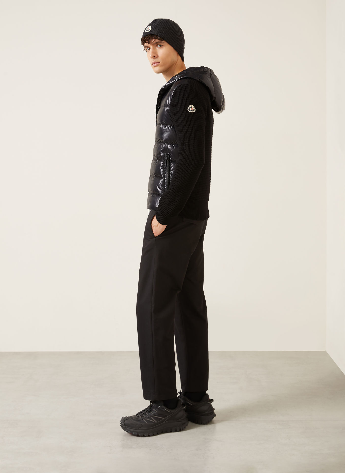 MONCLER Lightweight down jacket in a blend of materials: BLACK