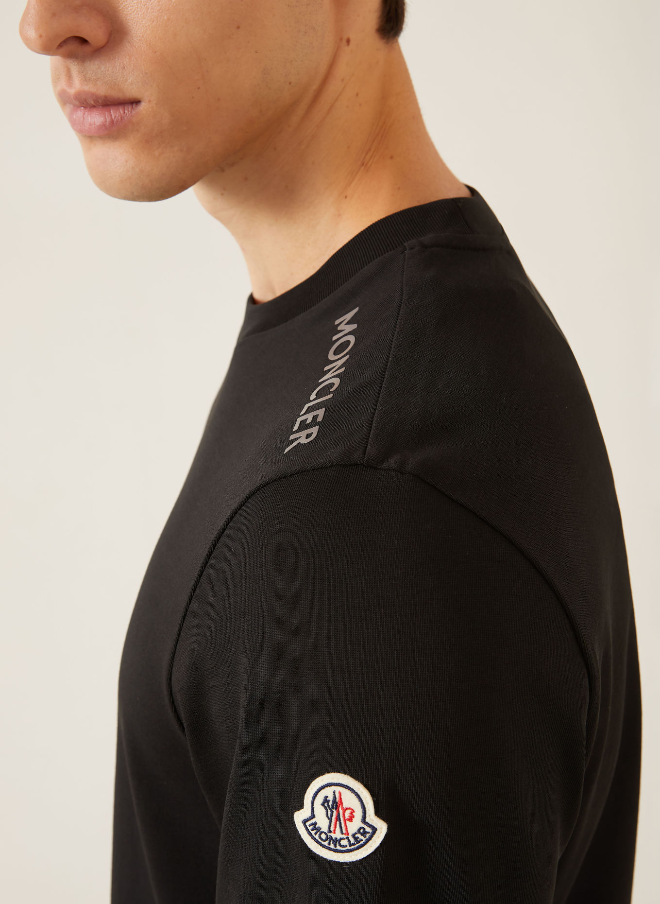 MONCLER T-shirt: ZWART