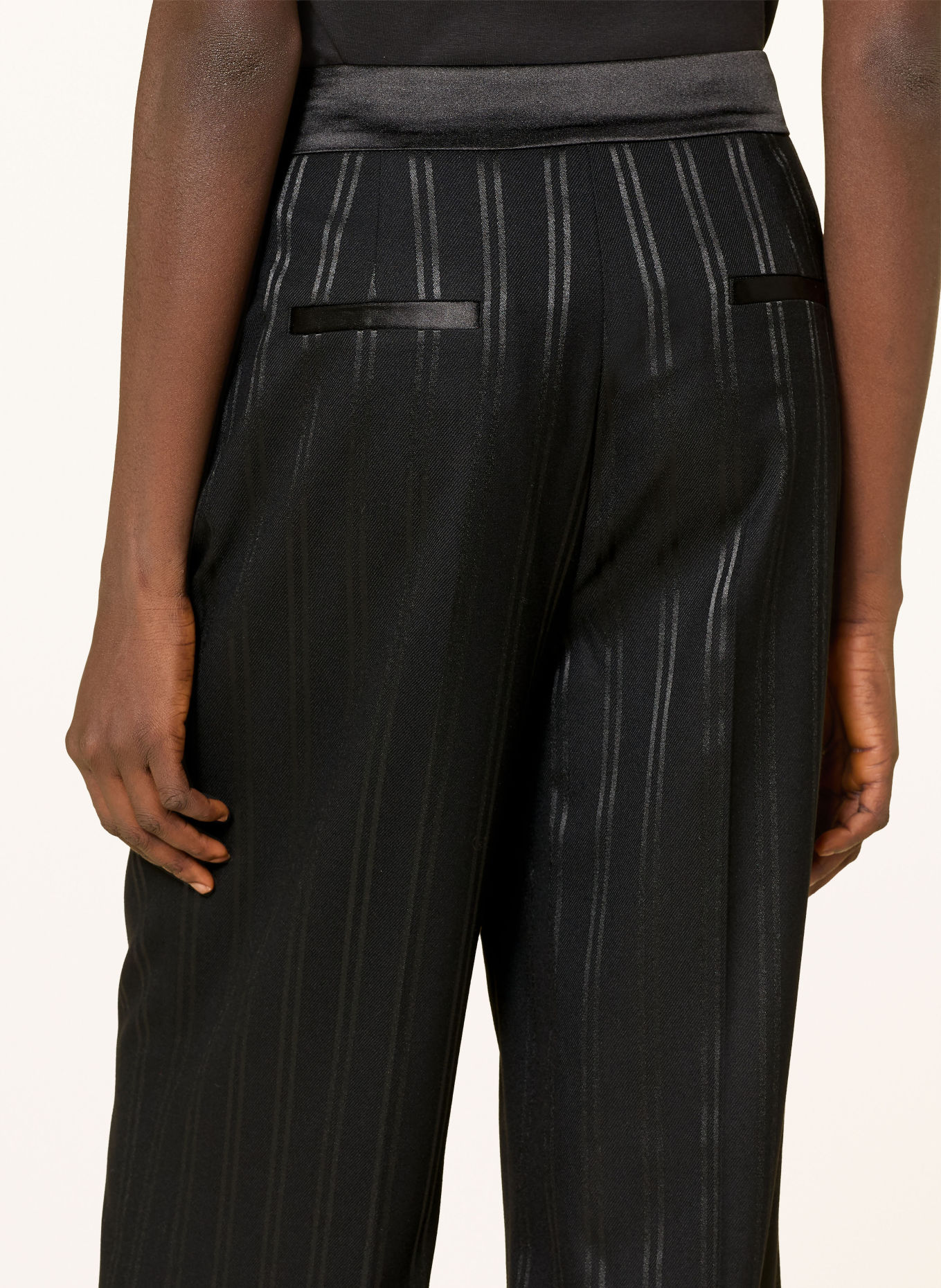 Joseph Ribkoff Pantaloni Marlene: NEGRU