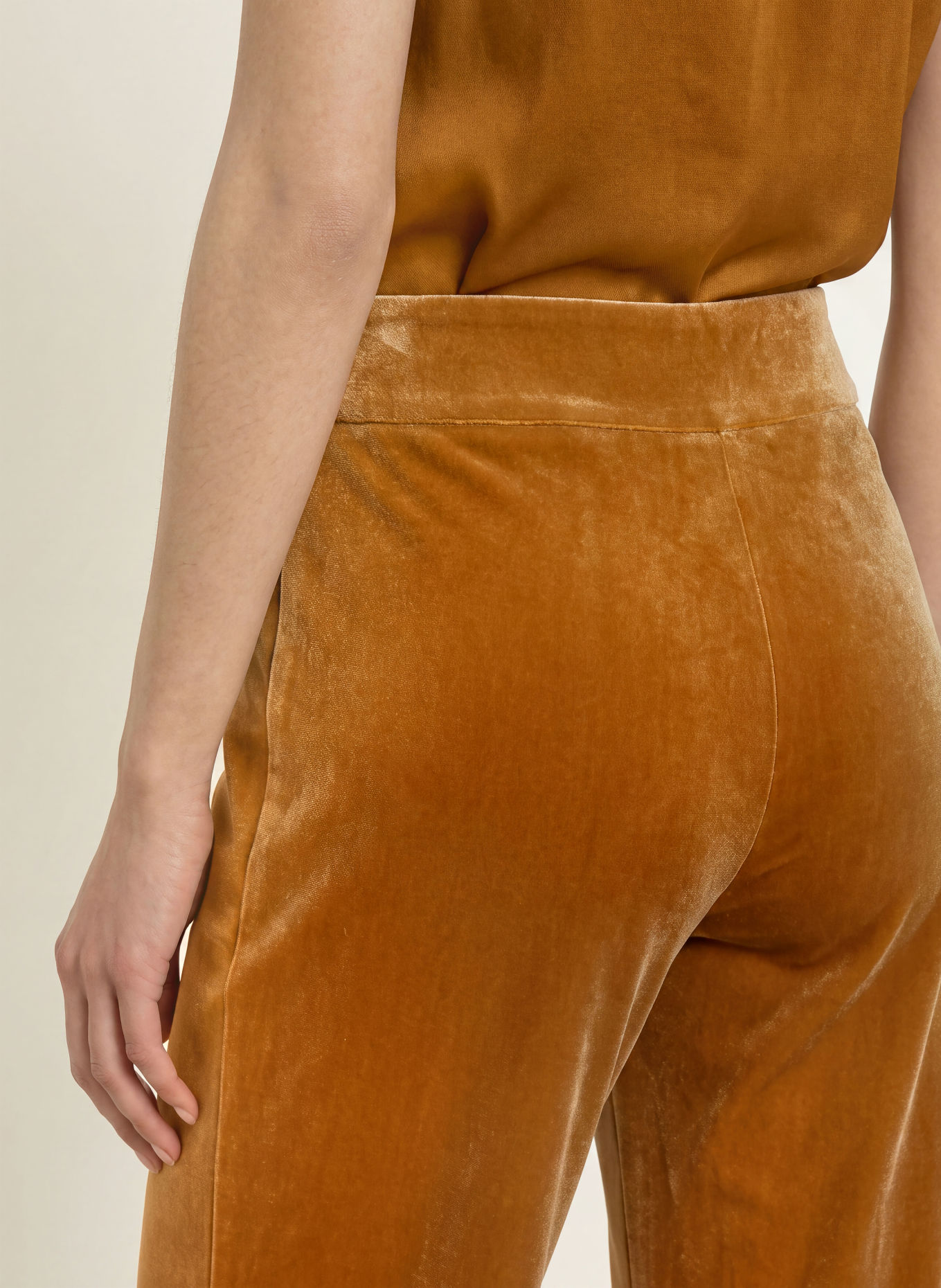 Joseph Ribkoff Samthose: COGNAC / GOLD