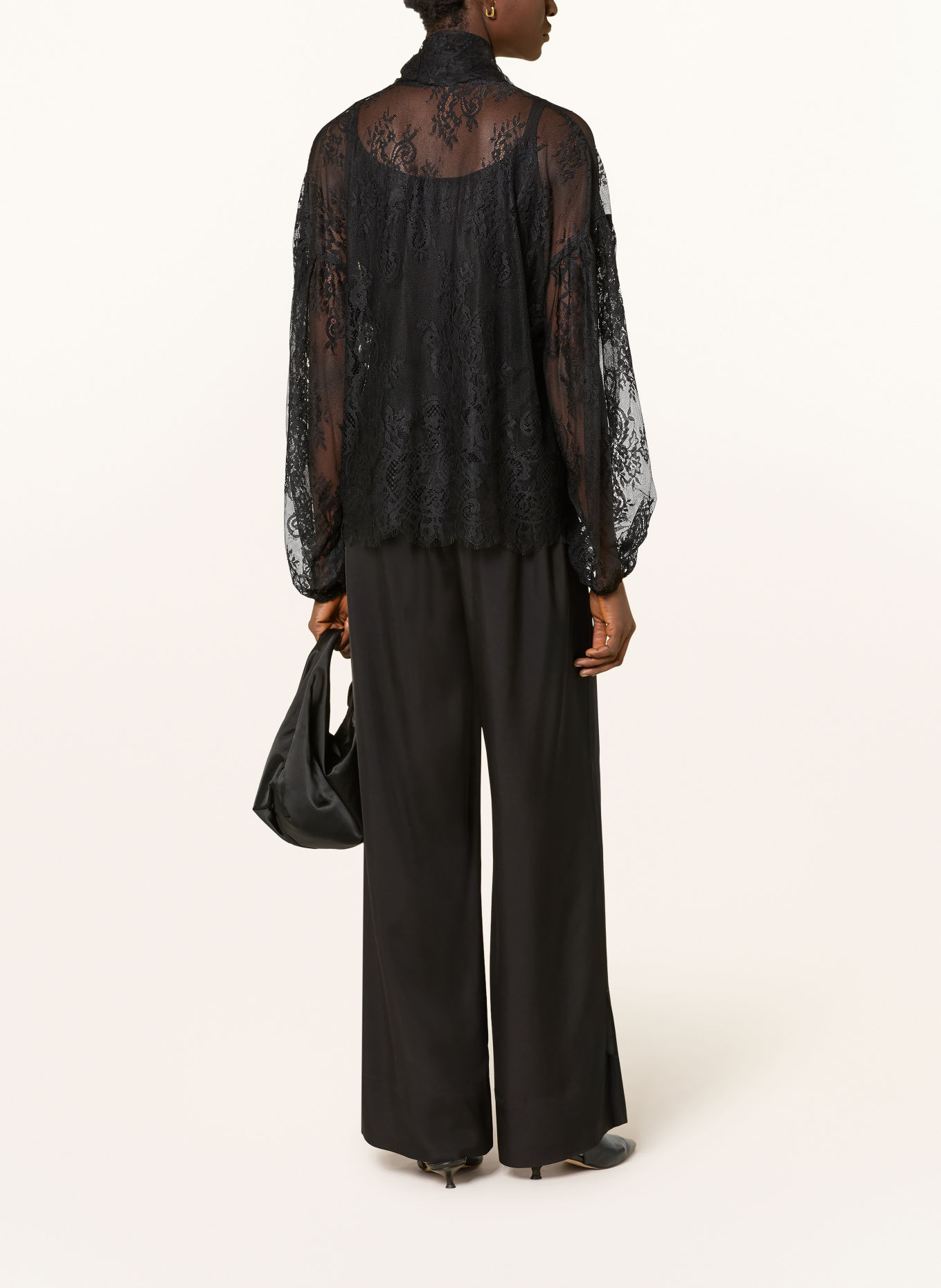 Joseph Ribkoff Strikblouse met strik van kant: ZWART