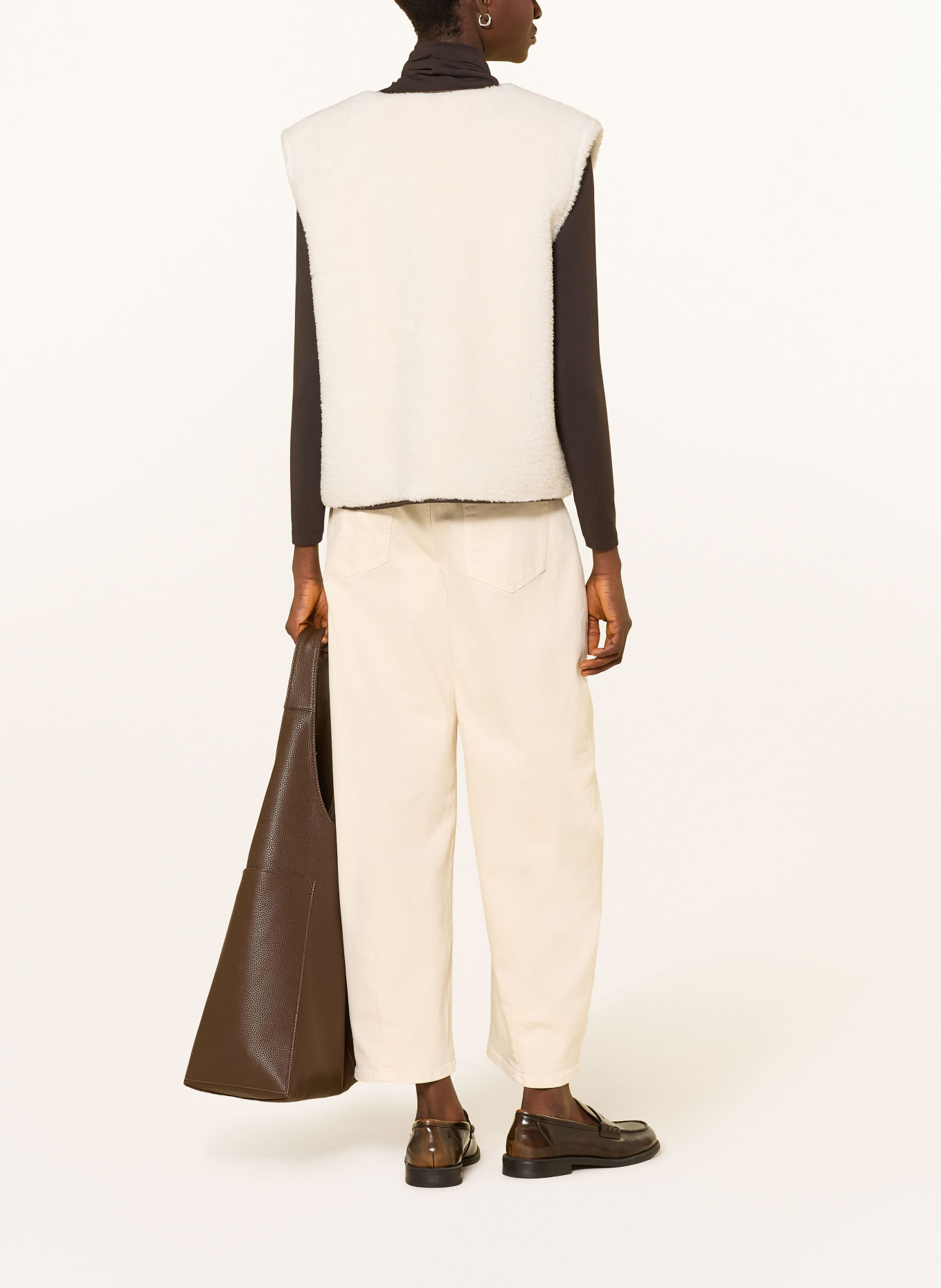 OPUS Veste sans manches réversible en fausse fourrure WASHEARLY: CRÈME / MARRON FONCÉ