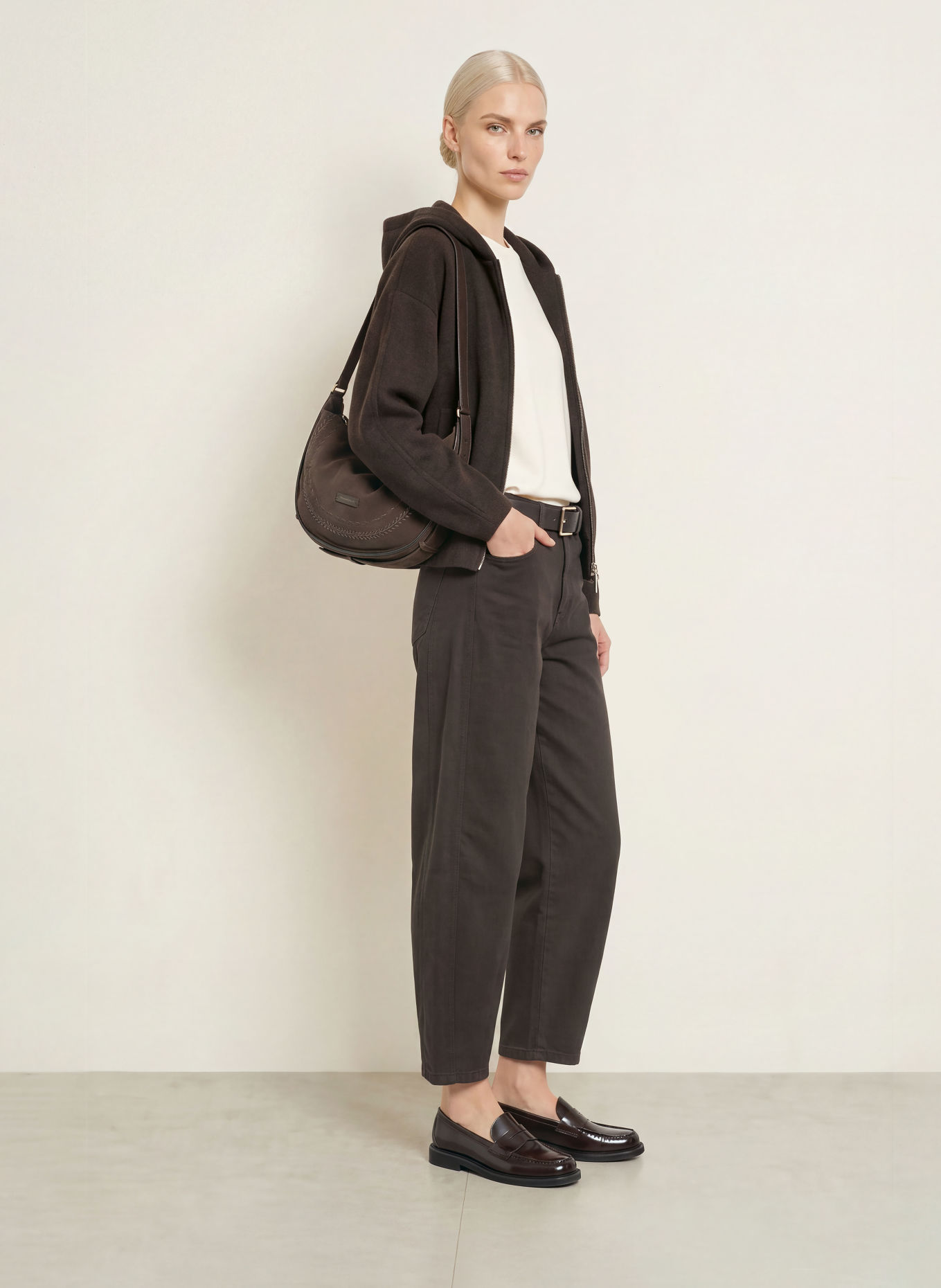 OPUS Sweat zippé GEISI: MARRON FONCÉ