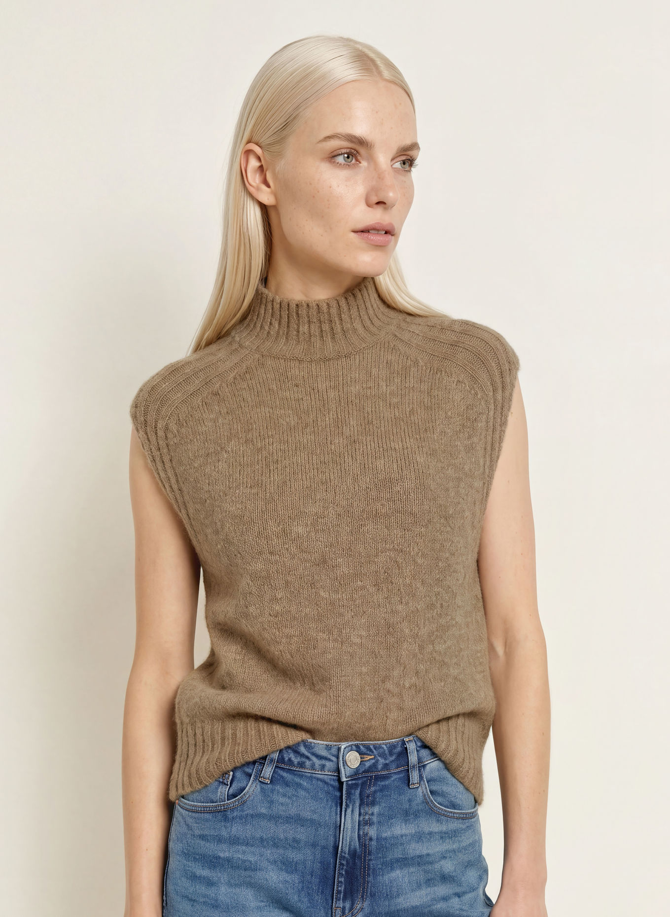 OPUS Pull sans manches PIRELLA: BEIGE