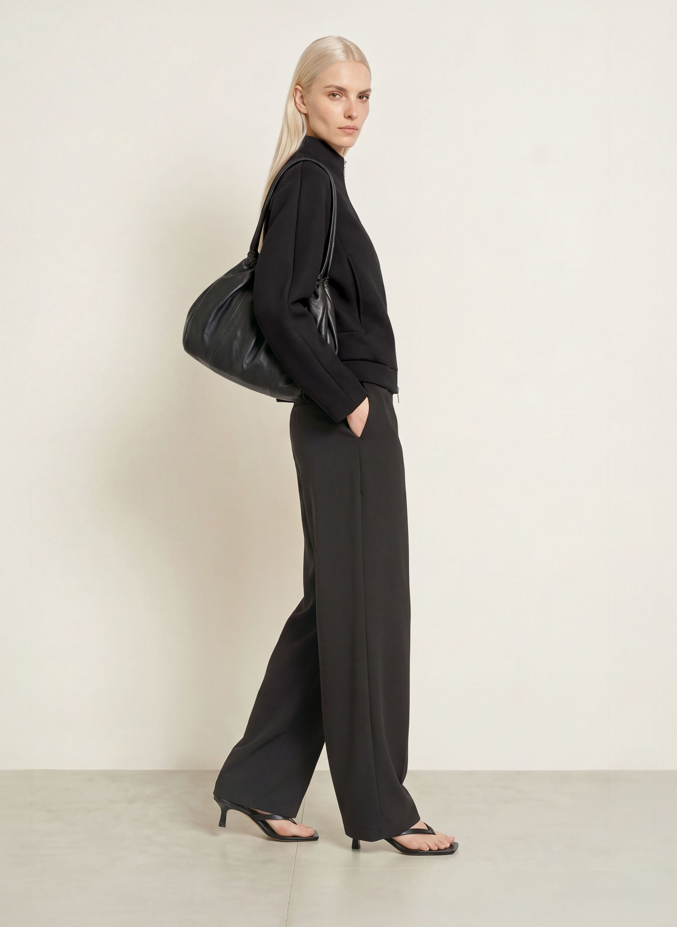someday Sweatjacke UJOANA: SCHWARZ