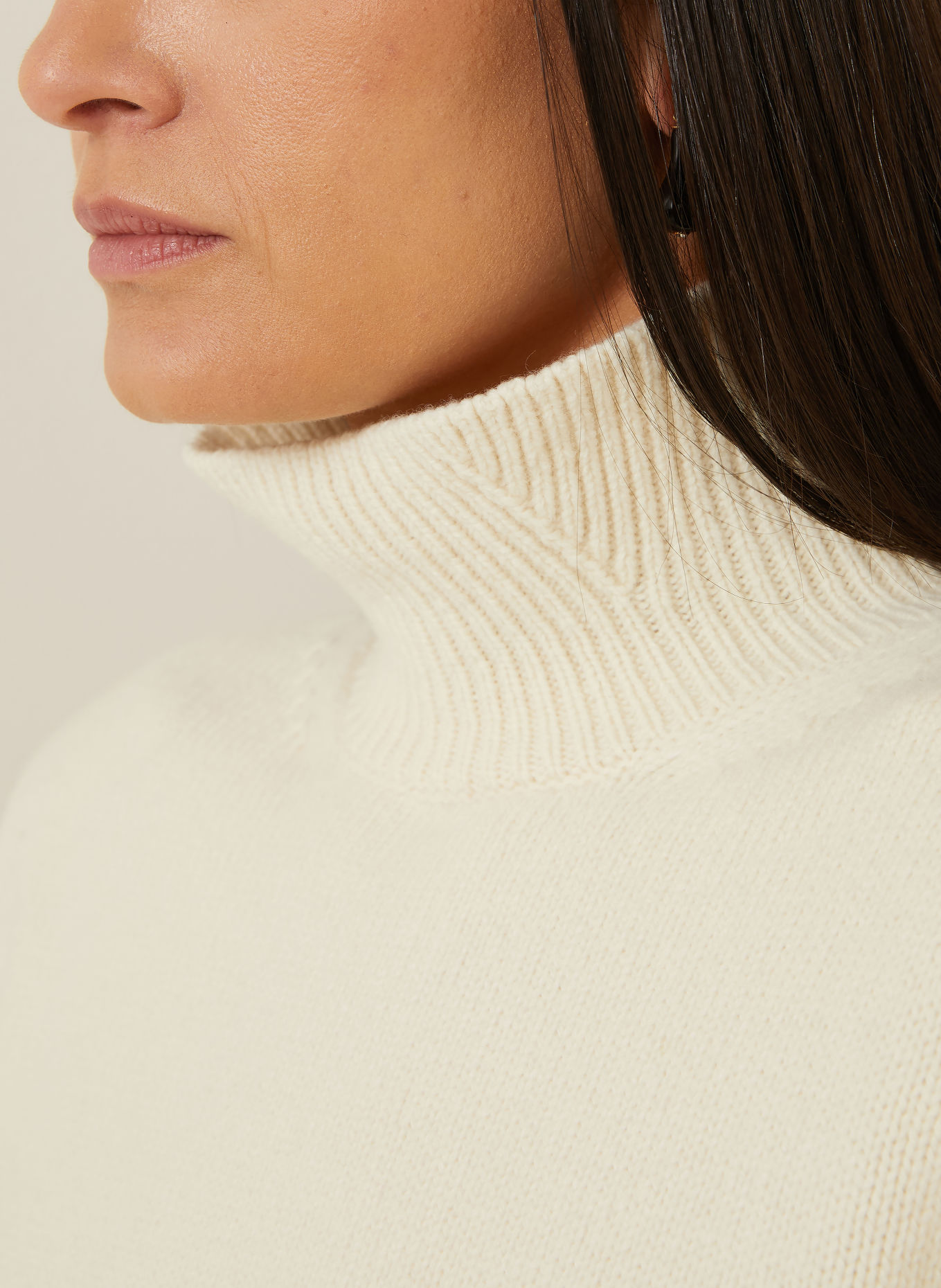 RÓHE Cashmere Sweaters: CREAM
