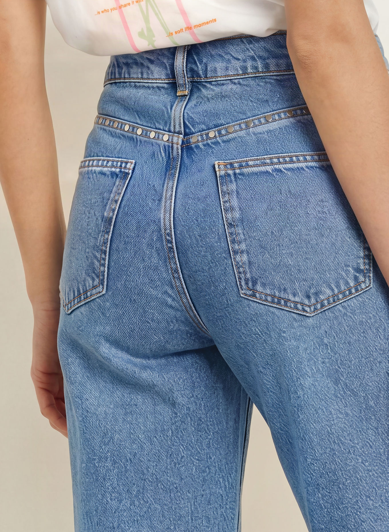 OH APRIL JUTTA Straight jeans with Rivets: 2007 Denim Mid Blue