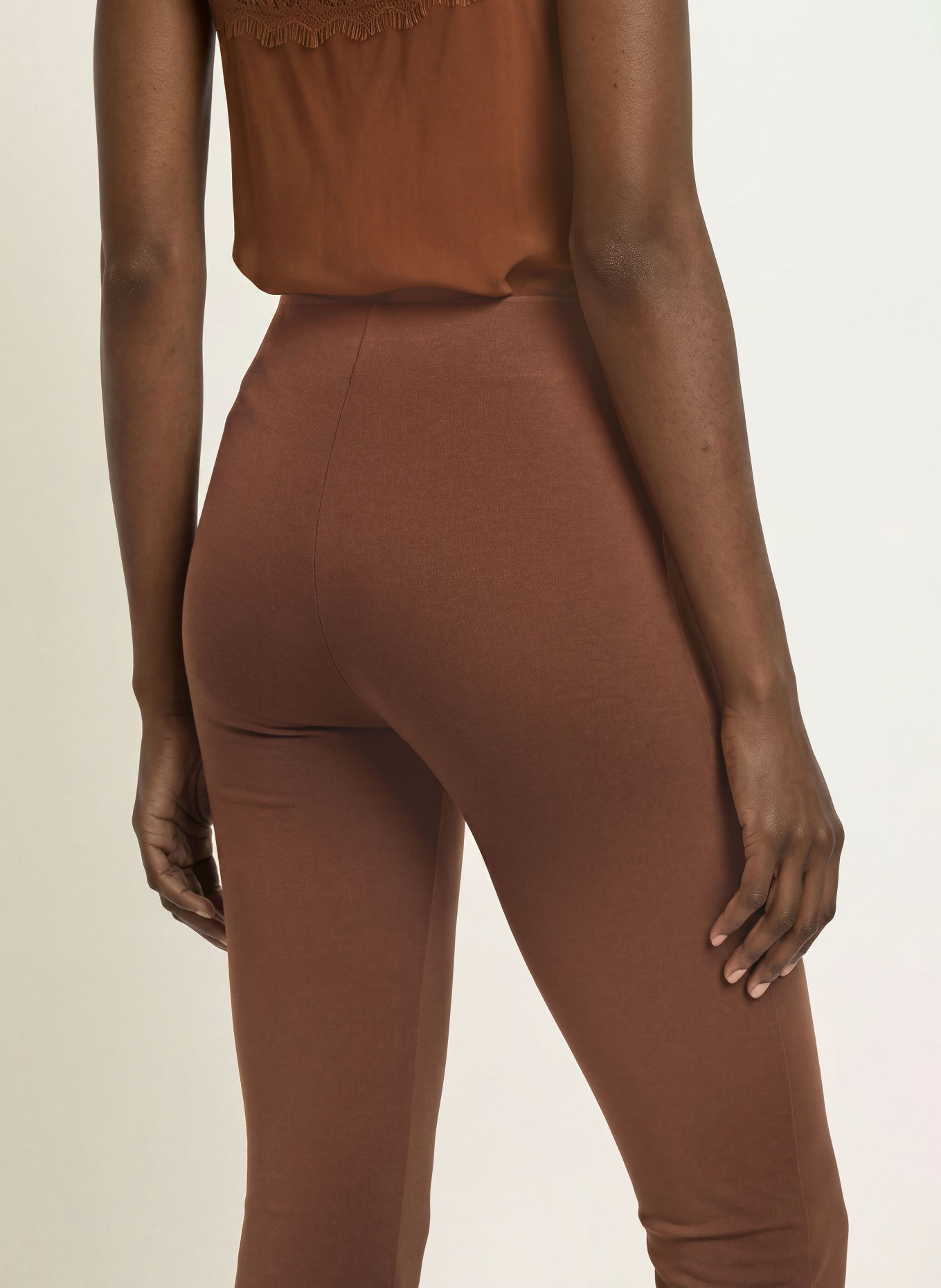 OH APRIL Legging TIA: BRUIN