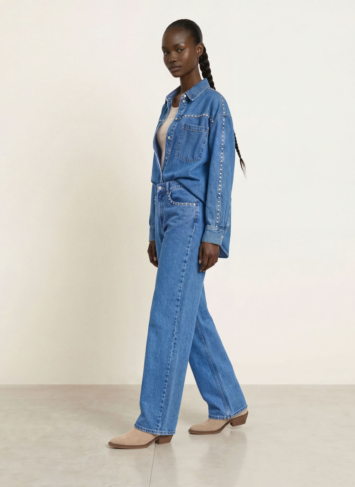 OH APRIL Jeansbluse VIVIAN med nitter: BLÅ