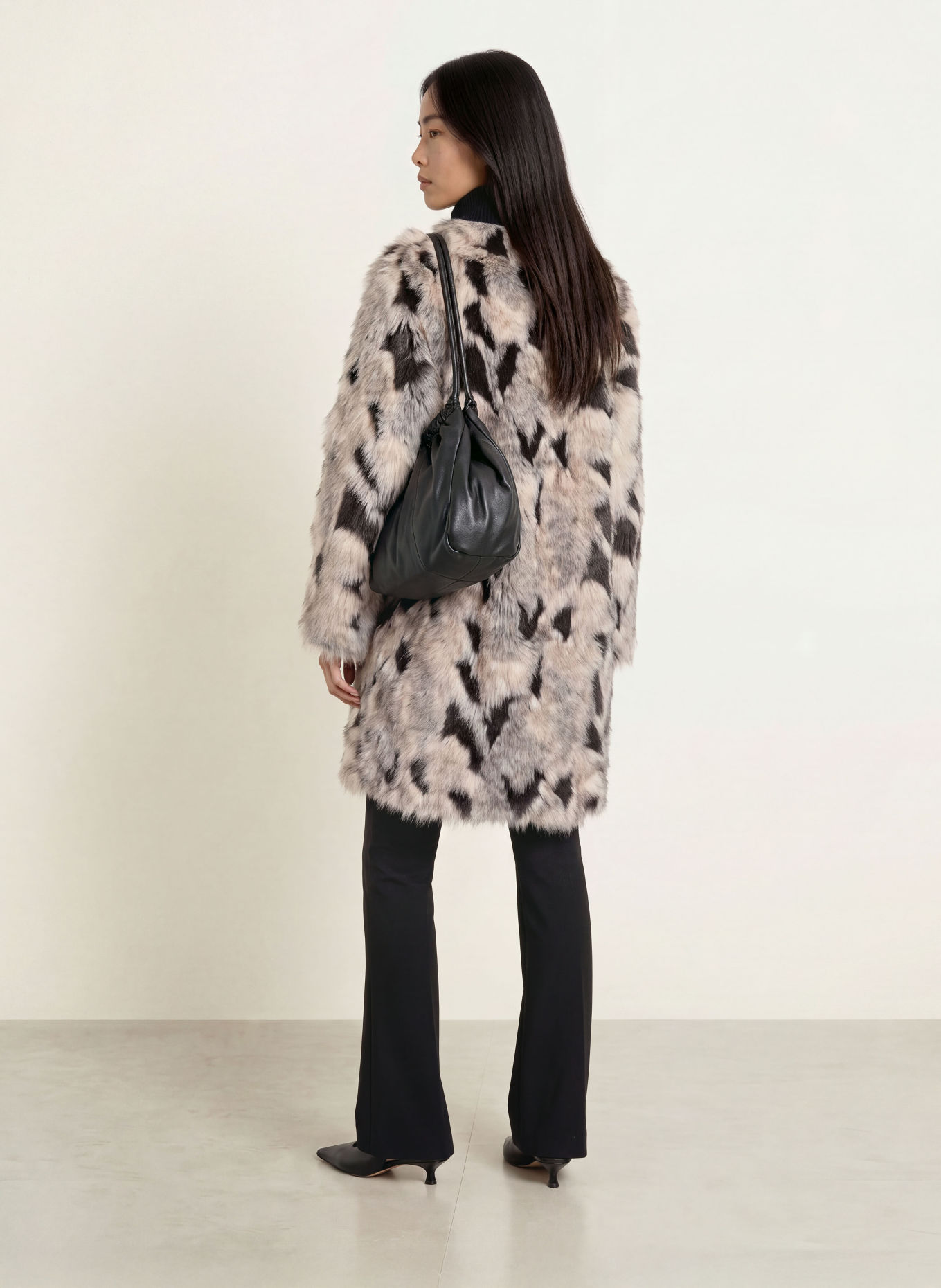 Rich & Royal Kunstbont-Mantel: BEIGE / MARRON FONCÉ