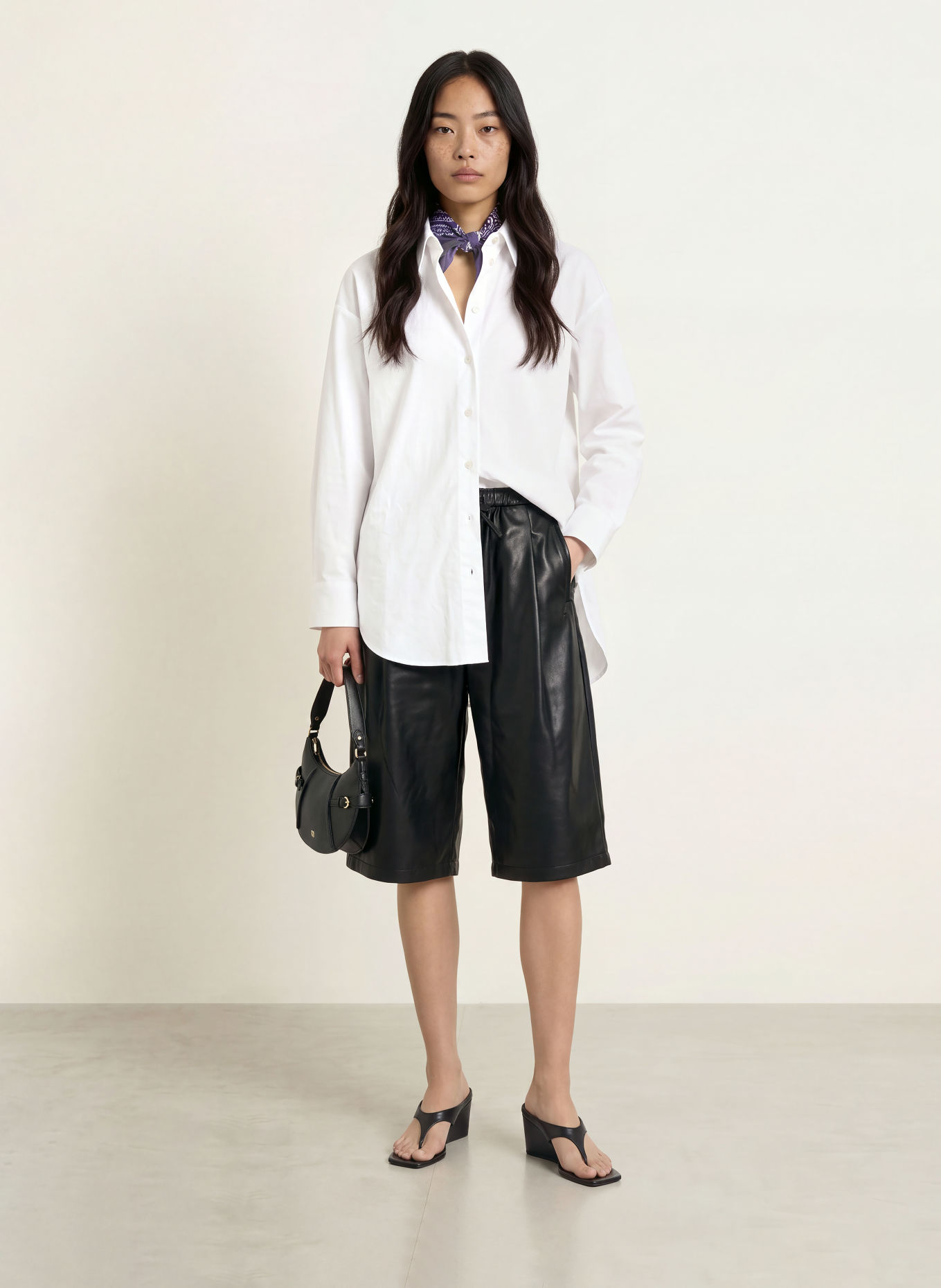 ELIAS RUMELIS Bermuda LIXI aspect cuir: NOIR
