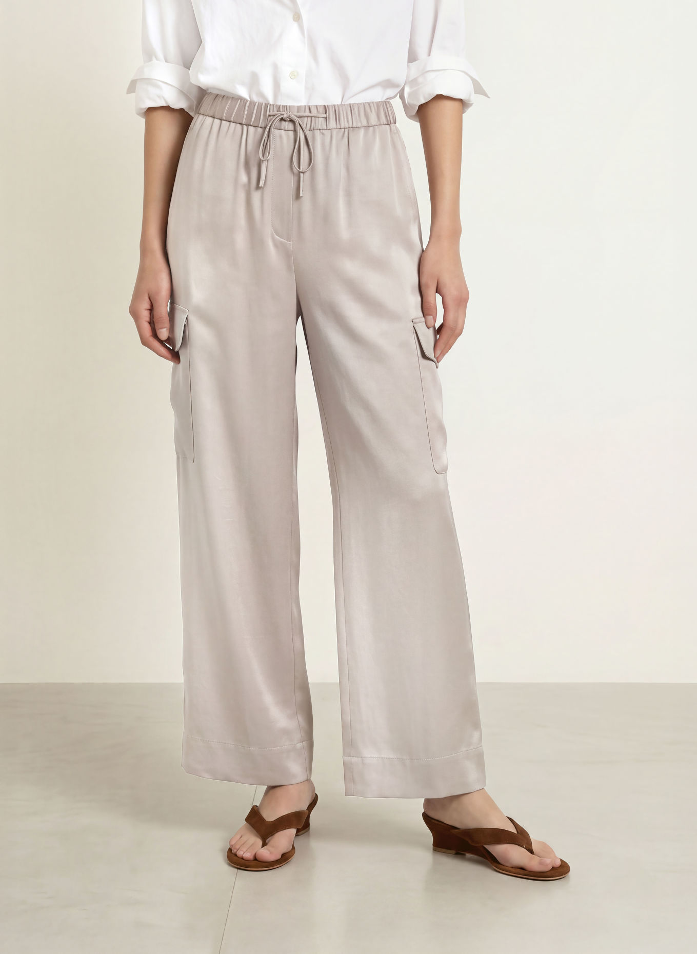 ELIAS RUMELIS Cargo-Culotte HERMI aus Satin: SILBER