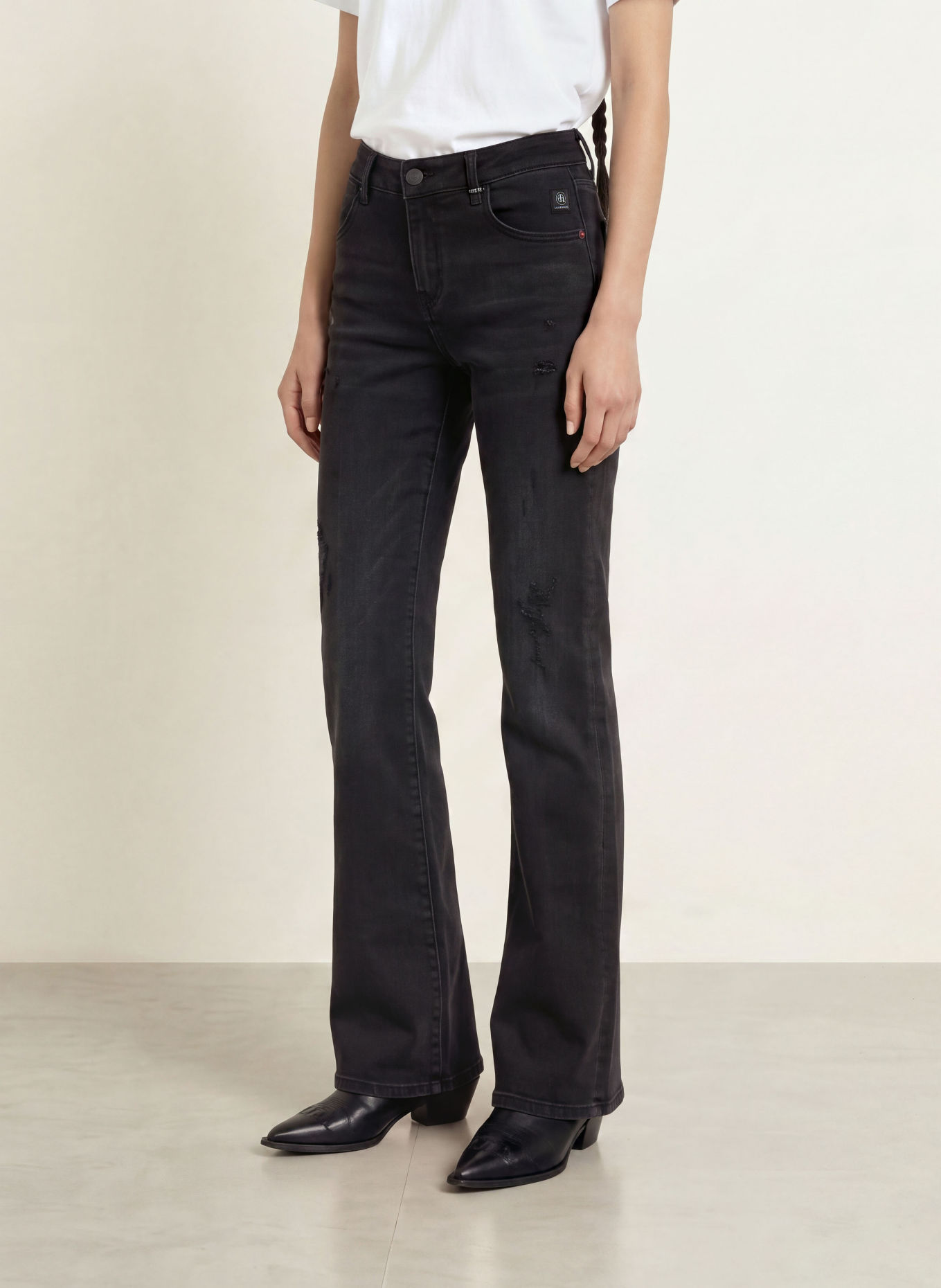ELIAS RUMELIS MINA Bootcut jeans: 1177 ebony black wash