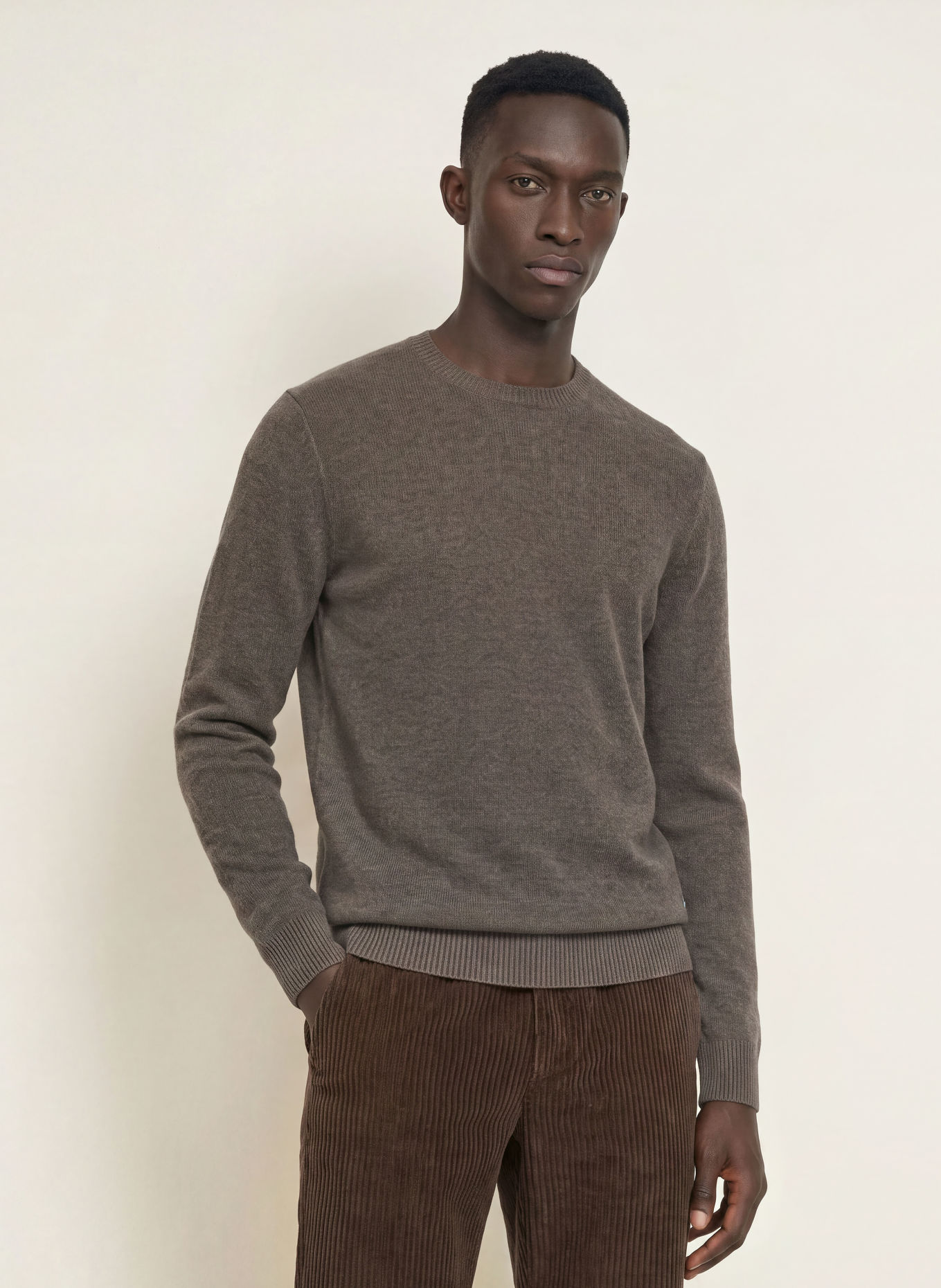 DISTRETTO 12 Trøjer: TAUPE