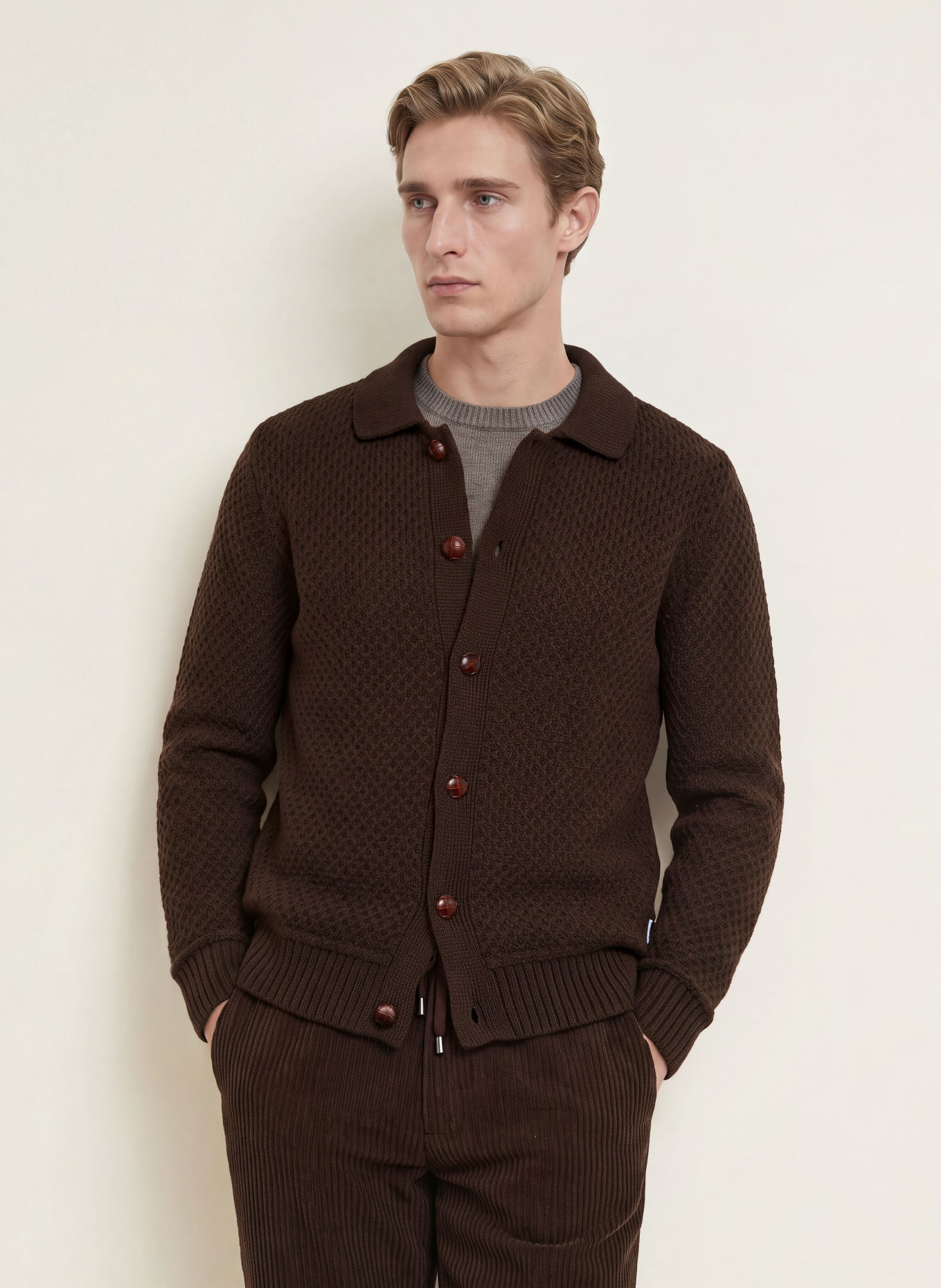DISTRETTO 12 Strickjacke VERMEER: BRAUN
