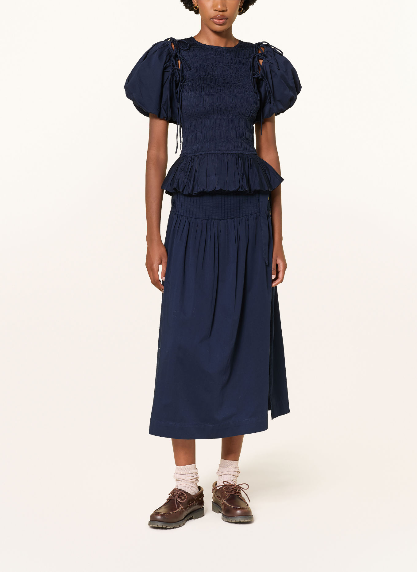 DAMSON MADDER. Blusenshirt BECCA mit abnehmbaren Ärmeln: DUNKELBLAU