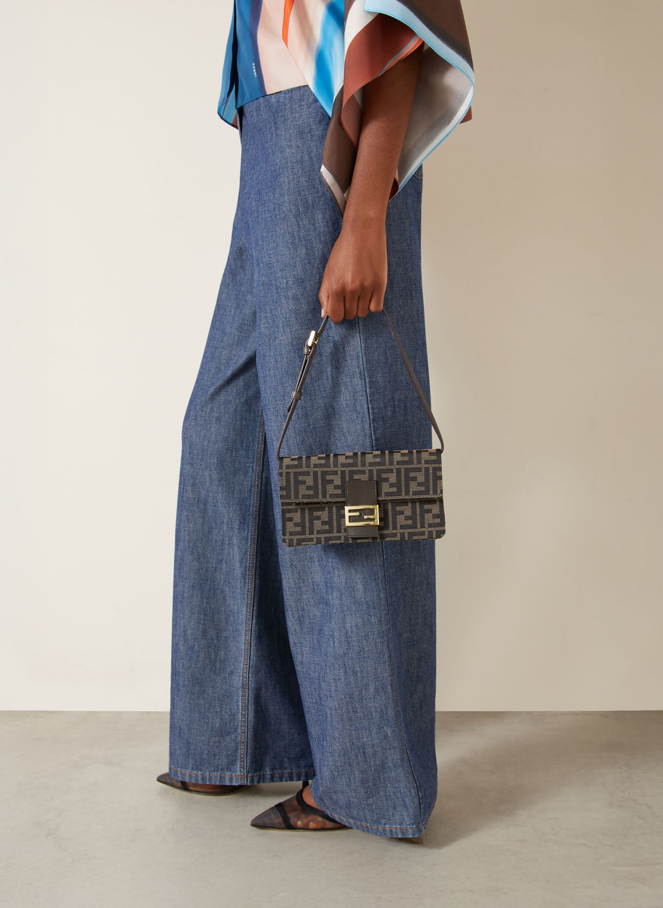 FENDI Crossbody bag: KHAKI / GOLD / BLACK