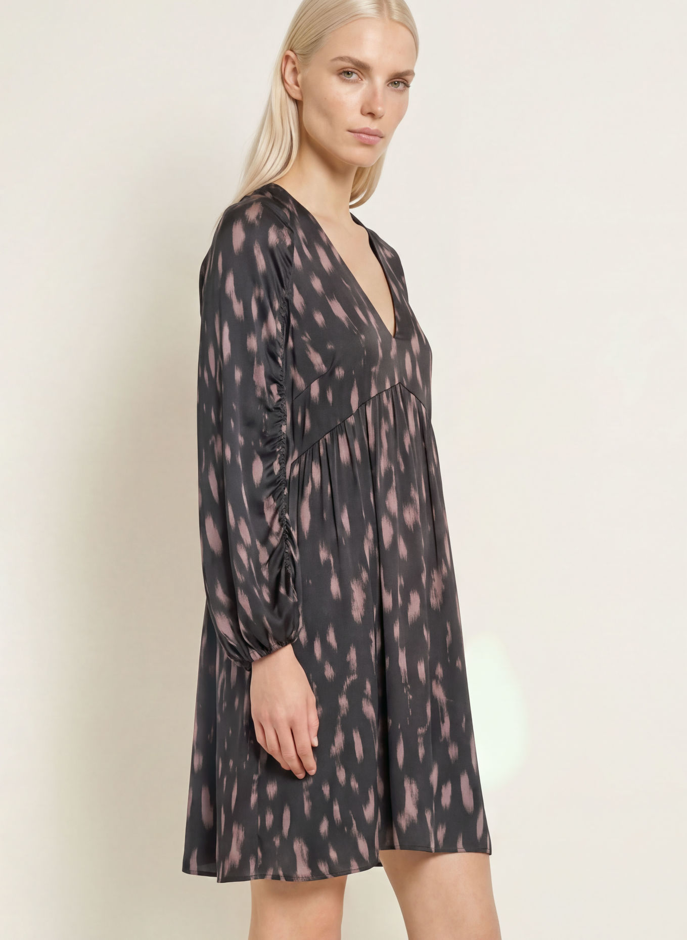Marc O'Polo Satin dress: DARK GRAY / ROSE