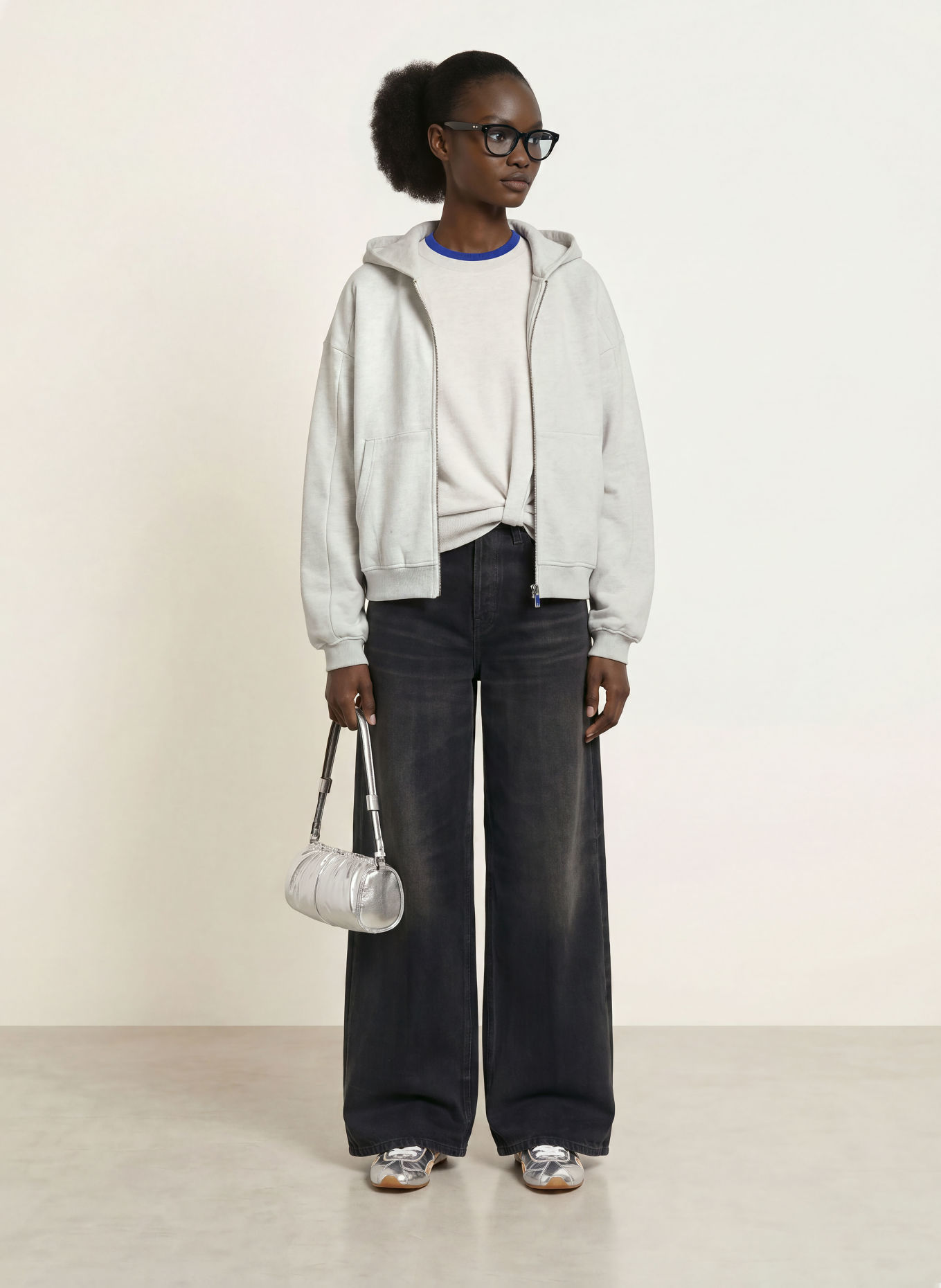 MRS & HUGS Zip-up sweatshirt: LIGHT GRAY / ECRU