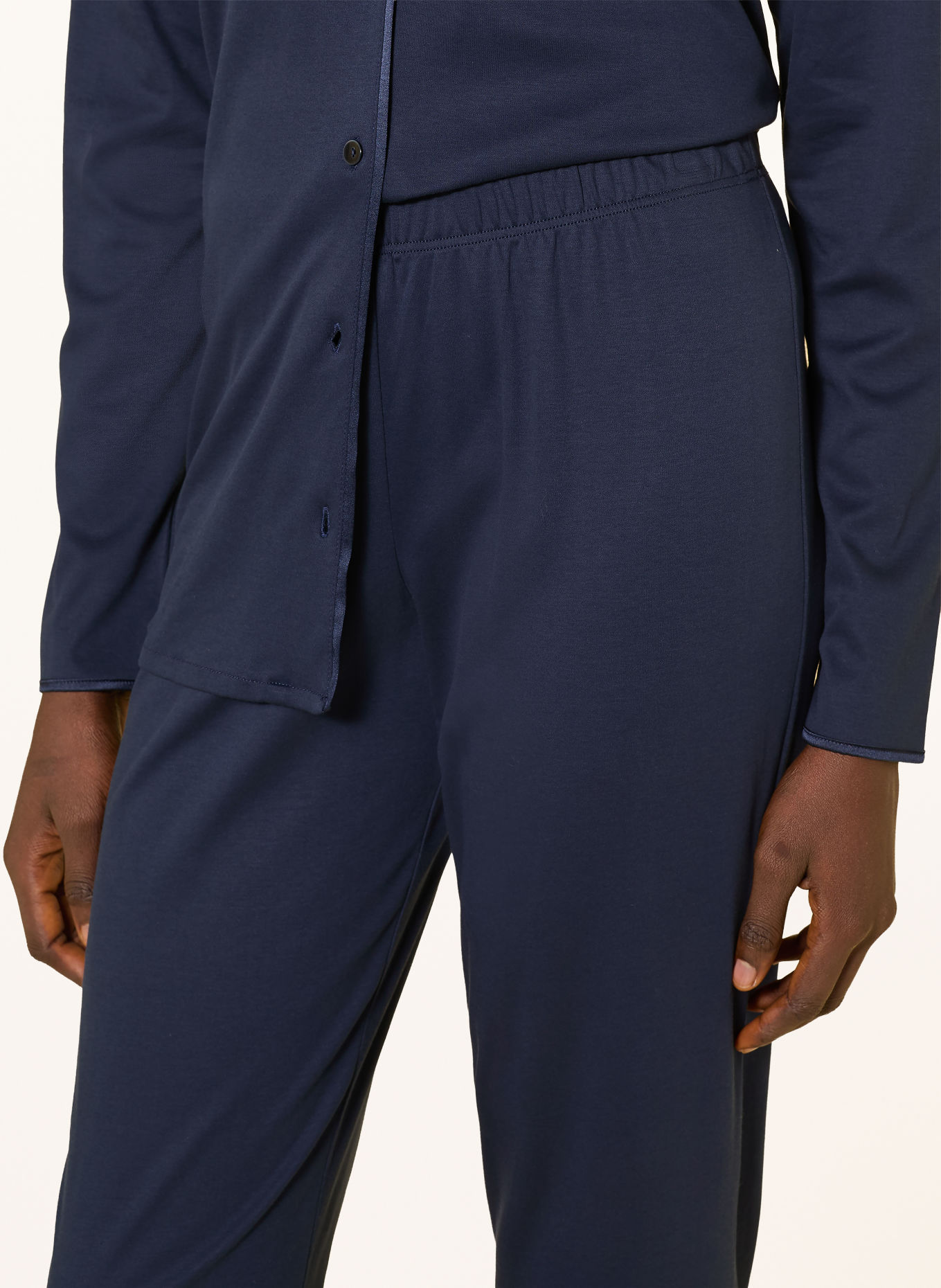 HANRO Pyjama COTTON SILK: DONKERBLAUW