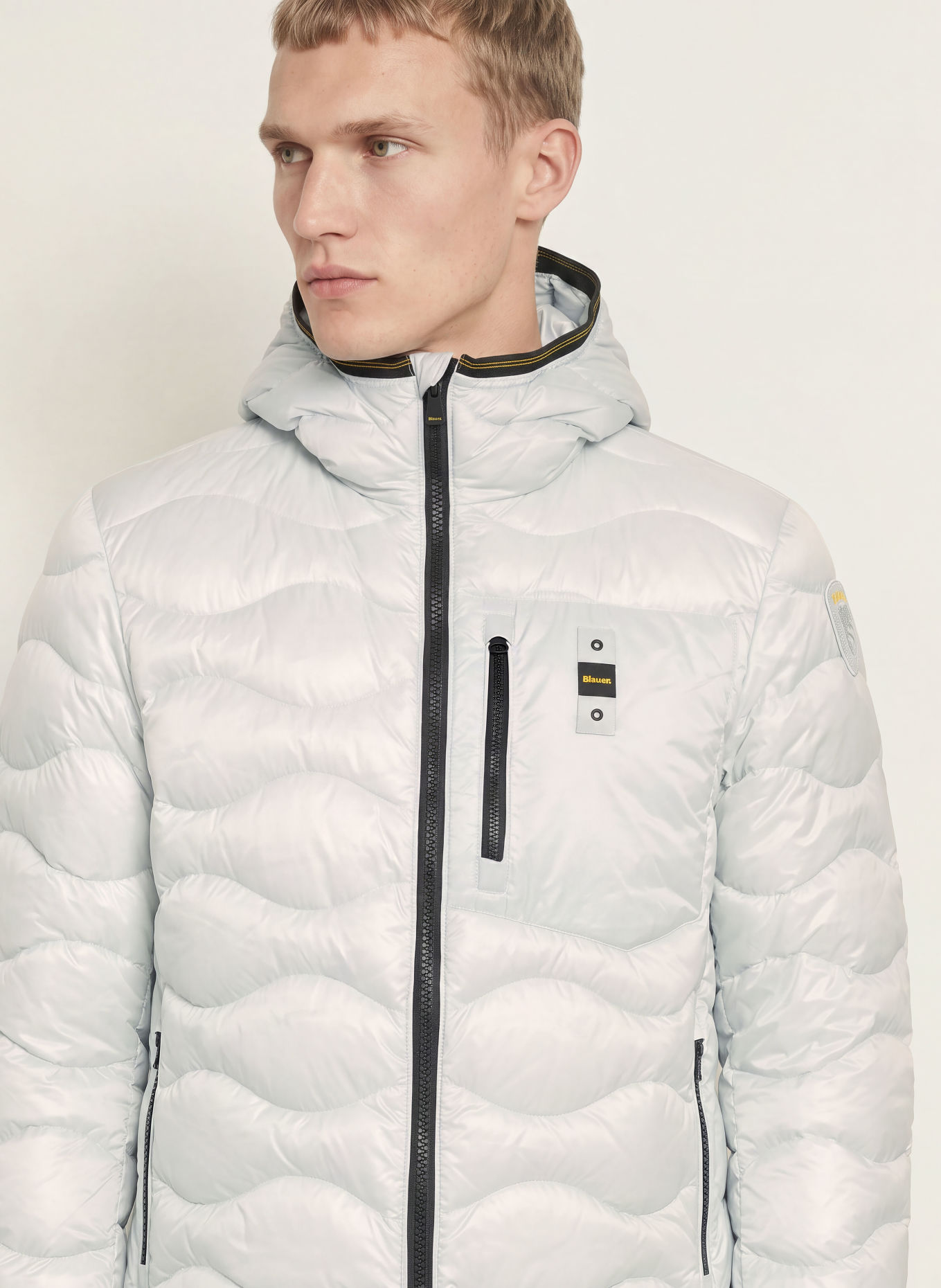 Blauer Daunenjacke WAVE: HELLBLAU