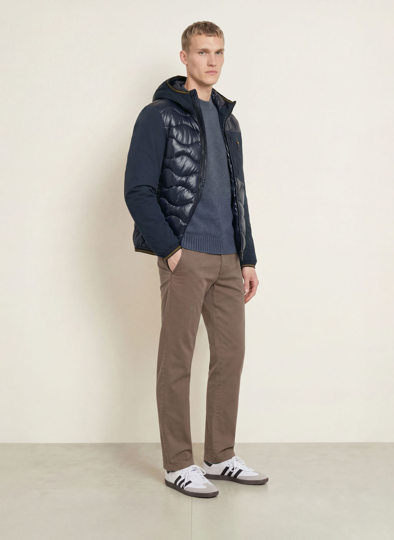 Blauer Lightweight-Daunenjacke ALBERT im Materialmix: DUNKELBLAU