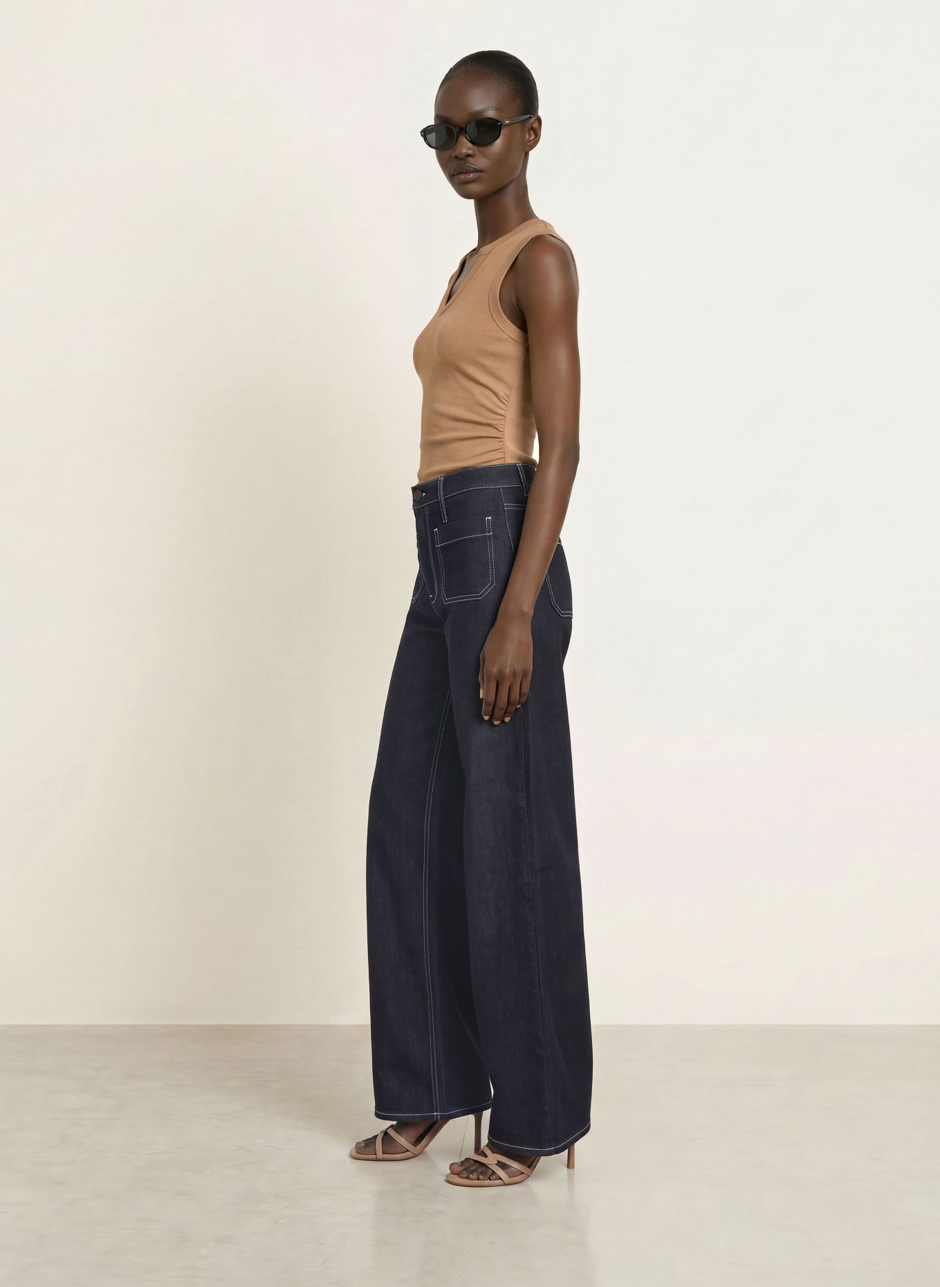 REISS Top THENA: HELLBRAUN