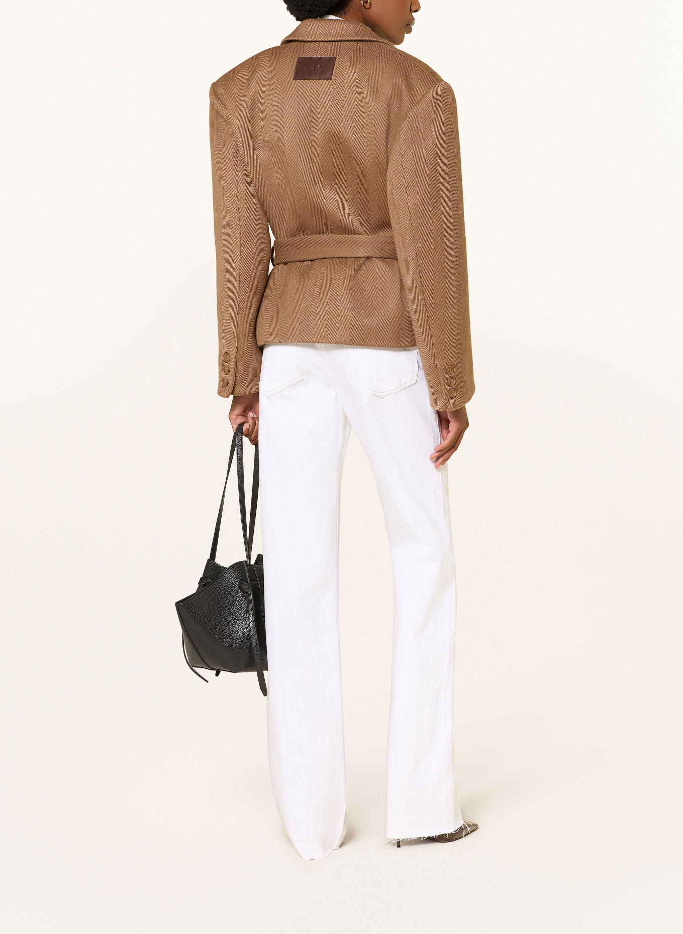 ARAKII Jacket: LIGHT BROWN