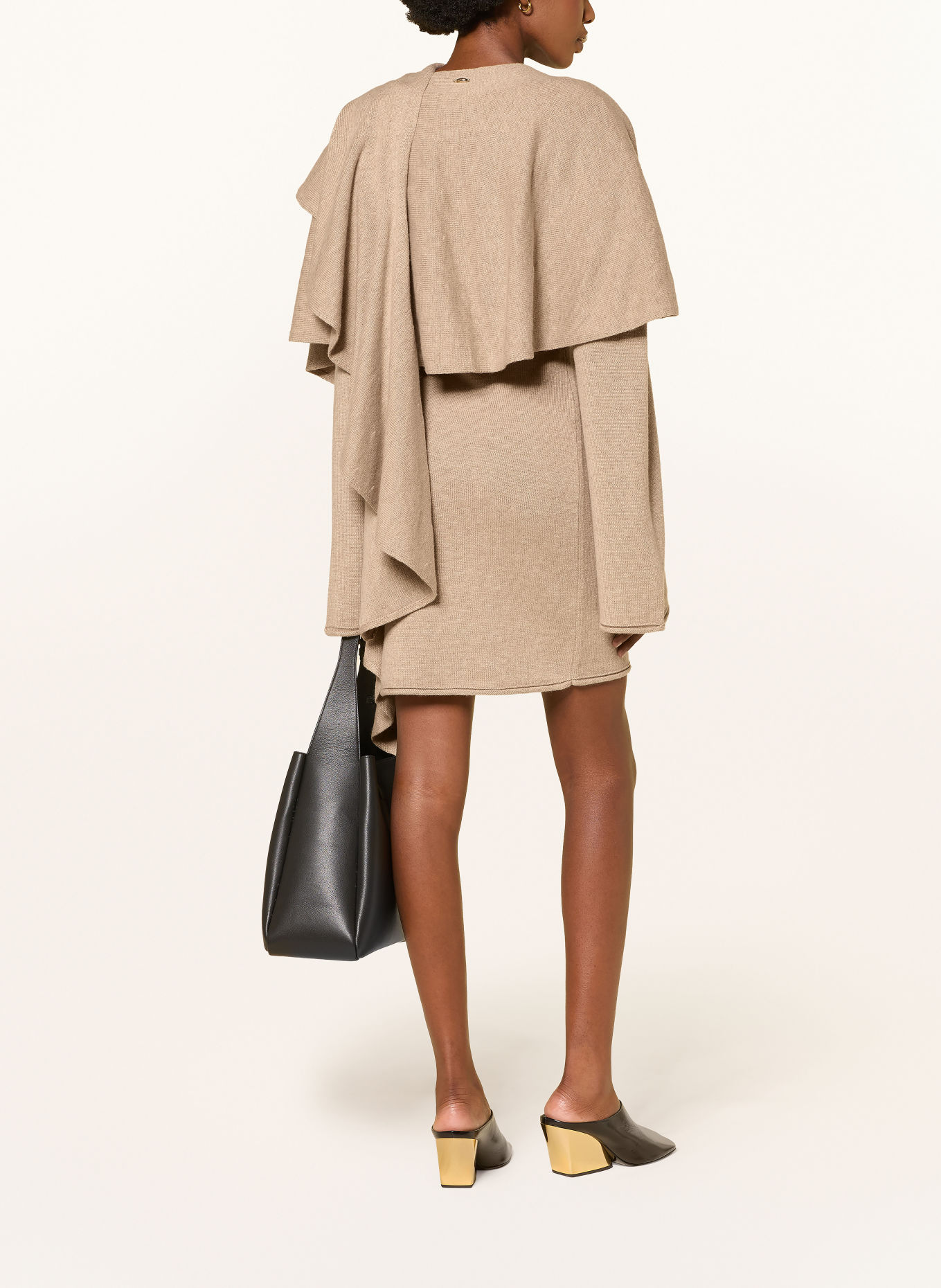 ARAKII Knit dress: BEIGE