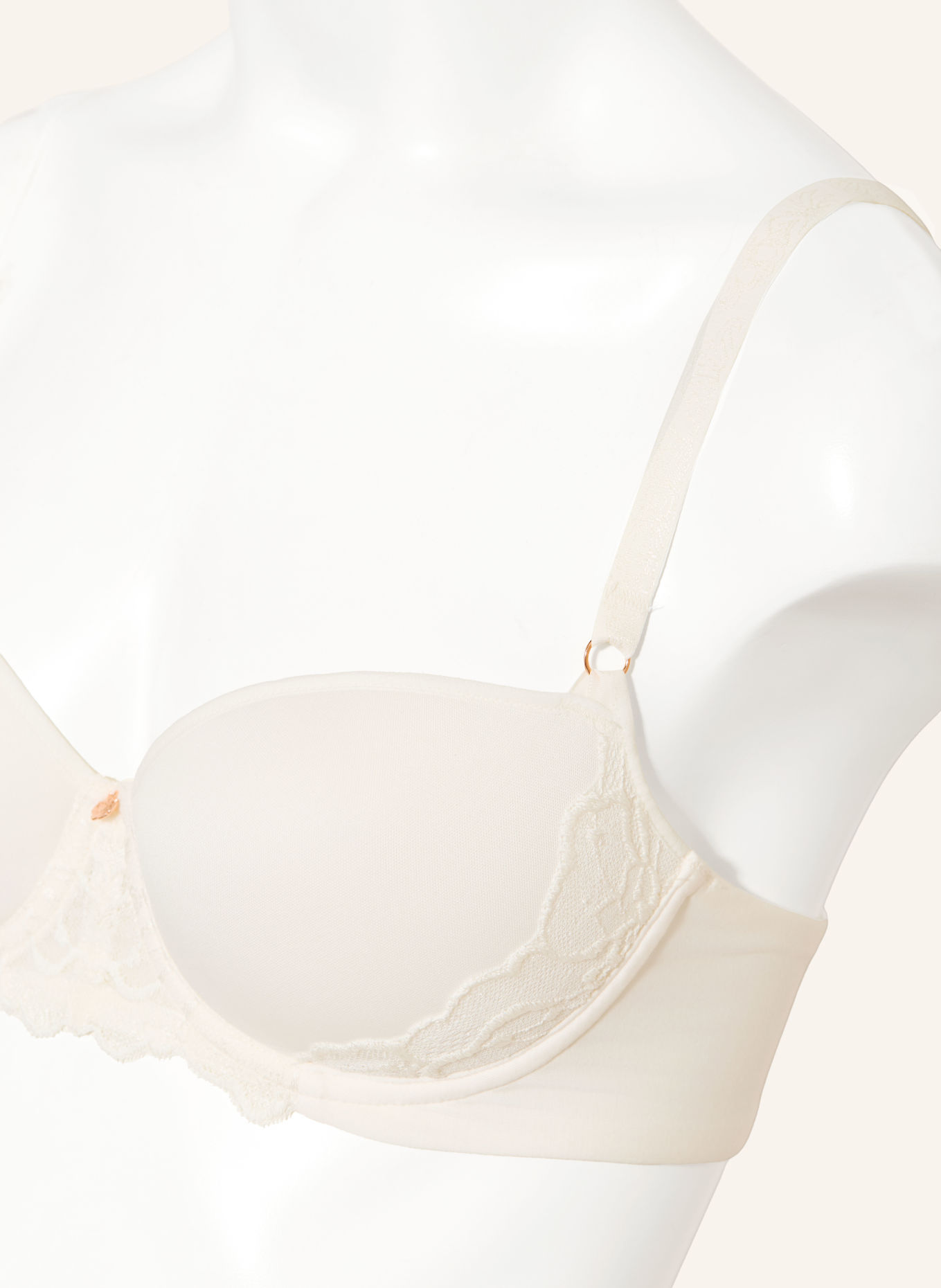 Triumph Soutien-gorge à armatures WILD GARDENIA: ÉCRU