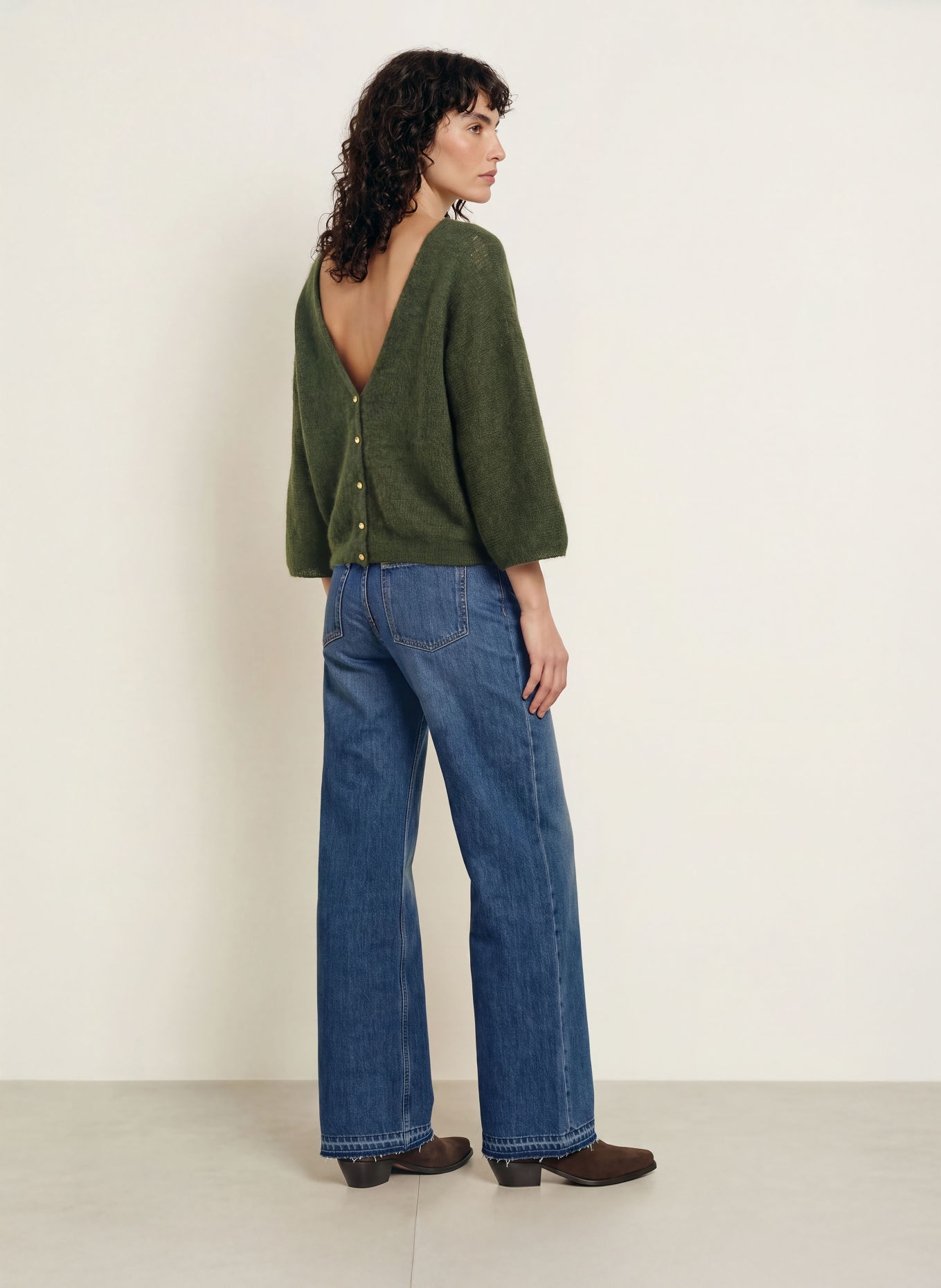 ba&sh Pullover ISAAC mit Mohair und Schmucksteinen: KHAKI