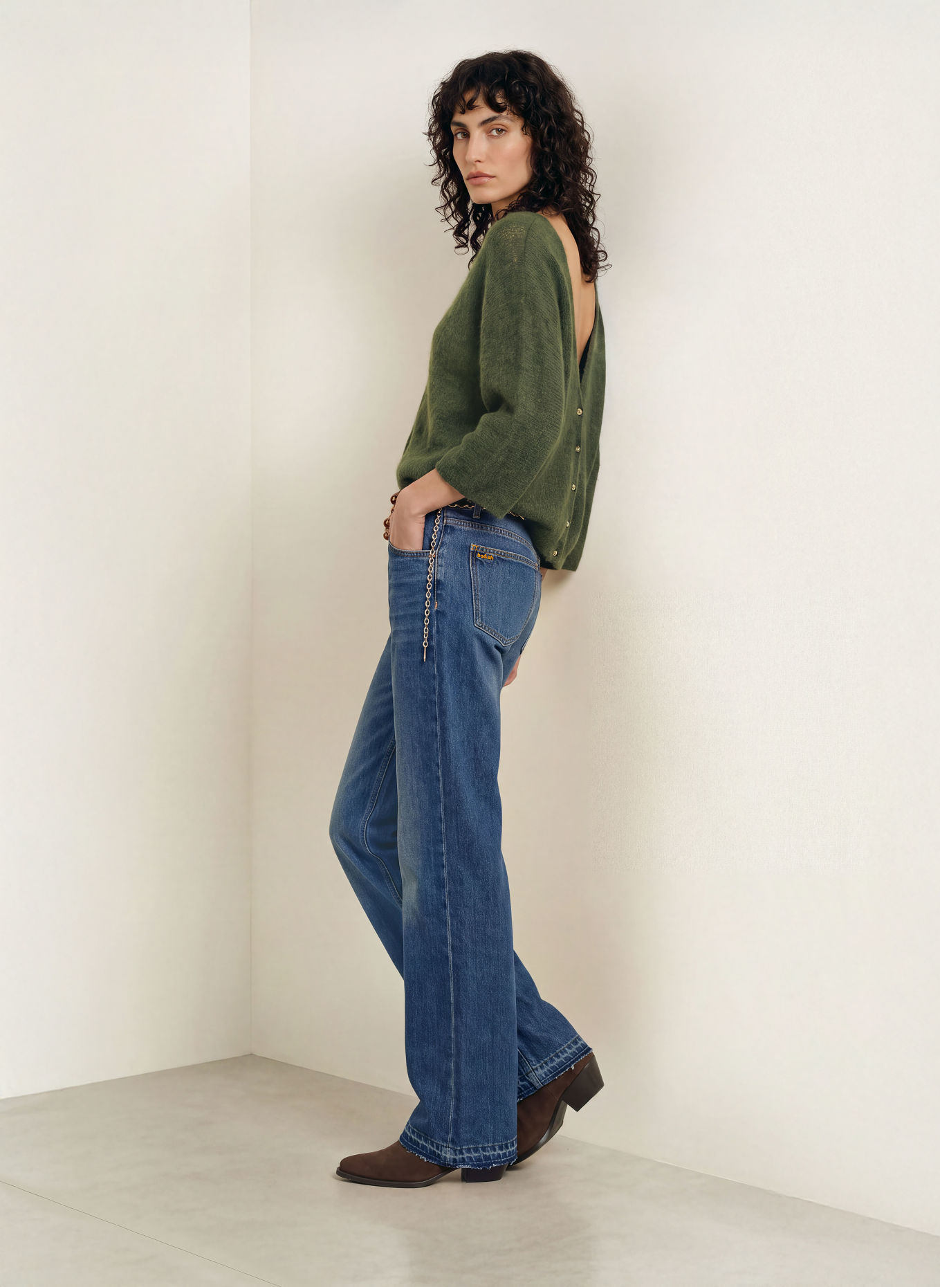 ba&sh Pullover ISAAC mit Mohair und Schmucksteinen: KHAKI