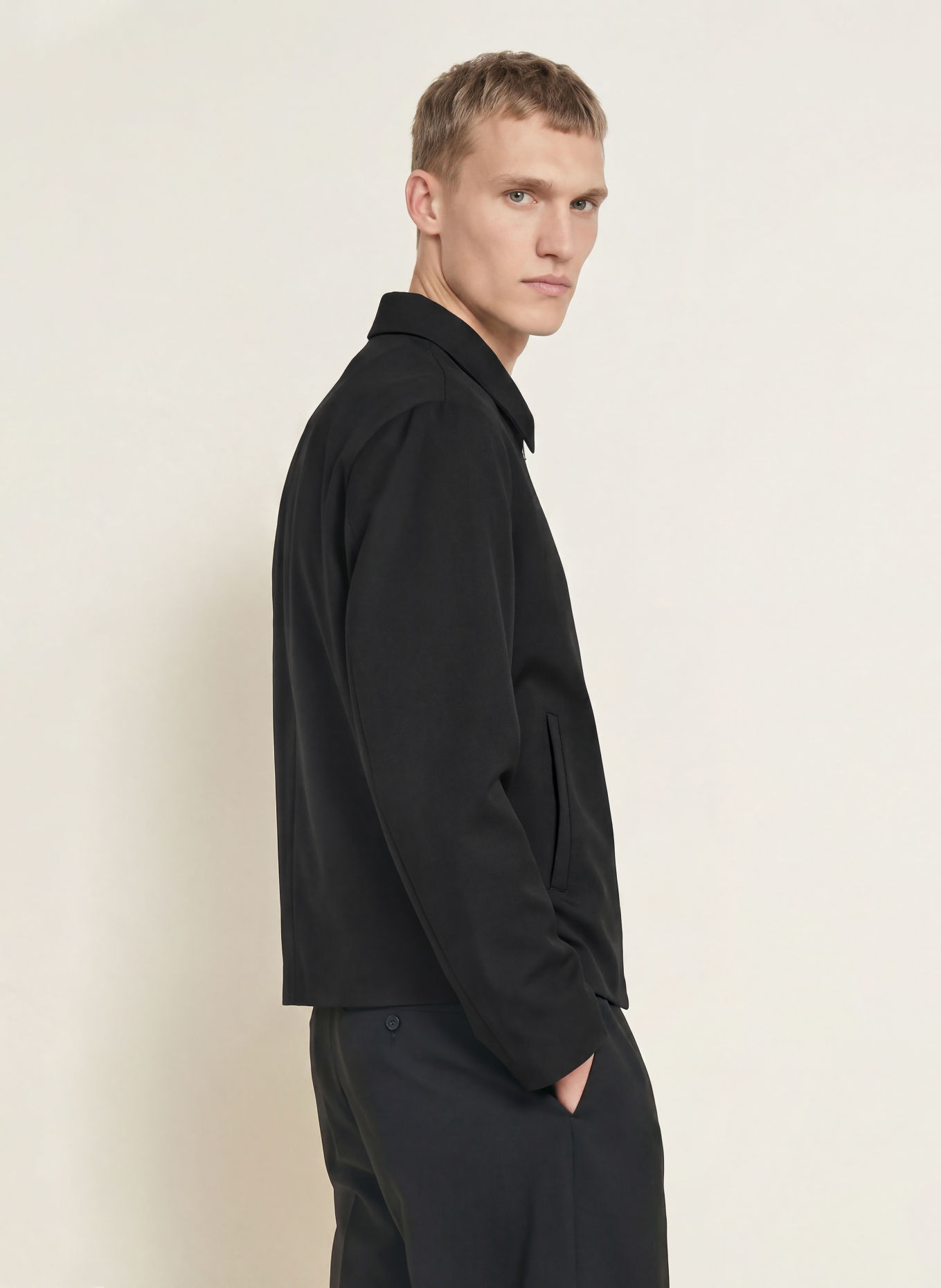 SANDRO Blouson: SCHWARZ