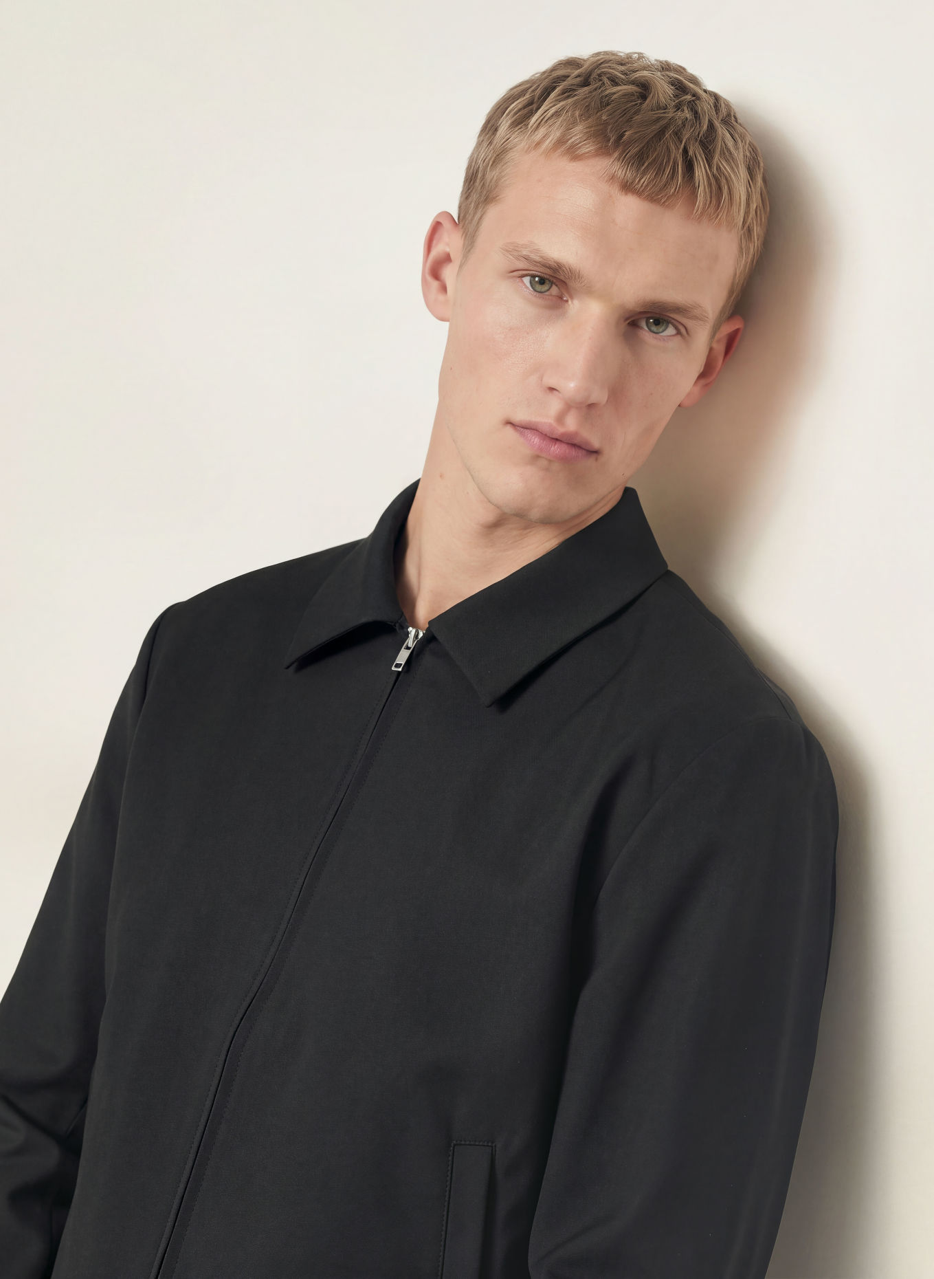 SANDRO Blouson: SCHWARZ