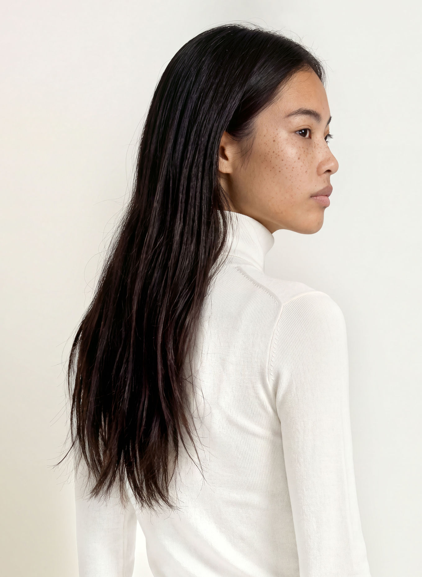 MAX & Co. AMA Turtleneck sweater: WHITE