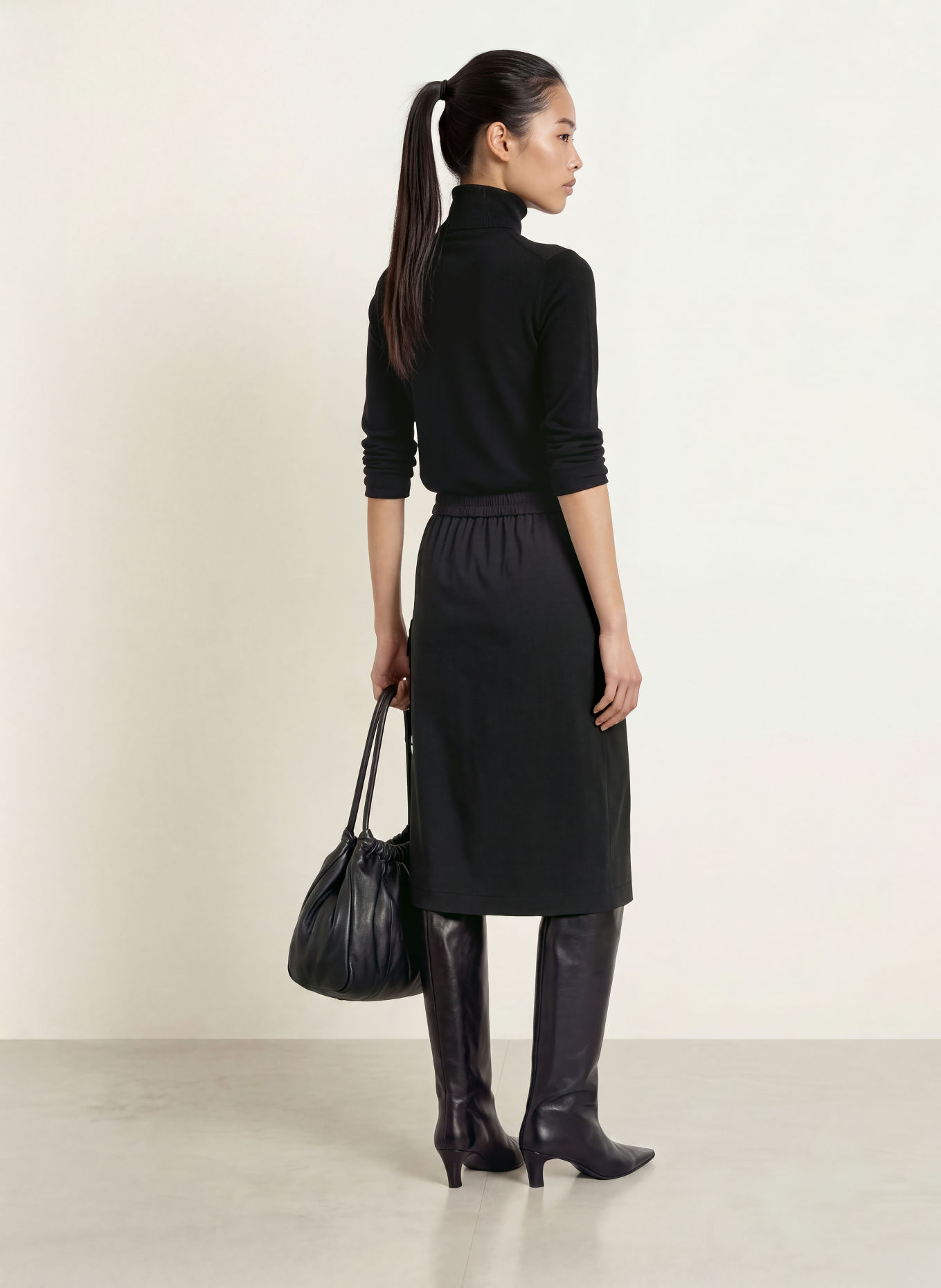 MAX & Co. AMA Turtleneck sweater: BLACK